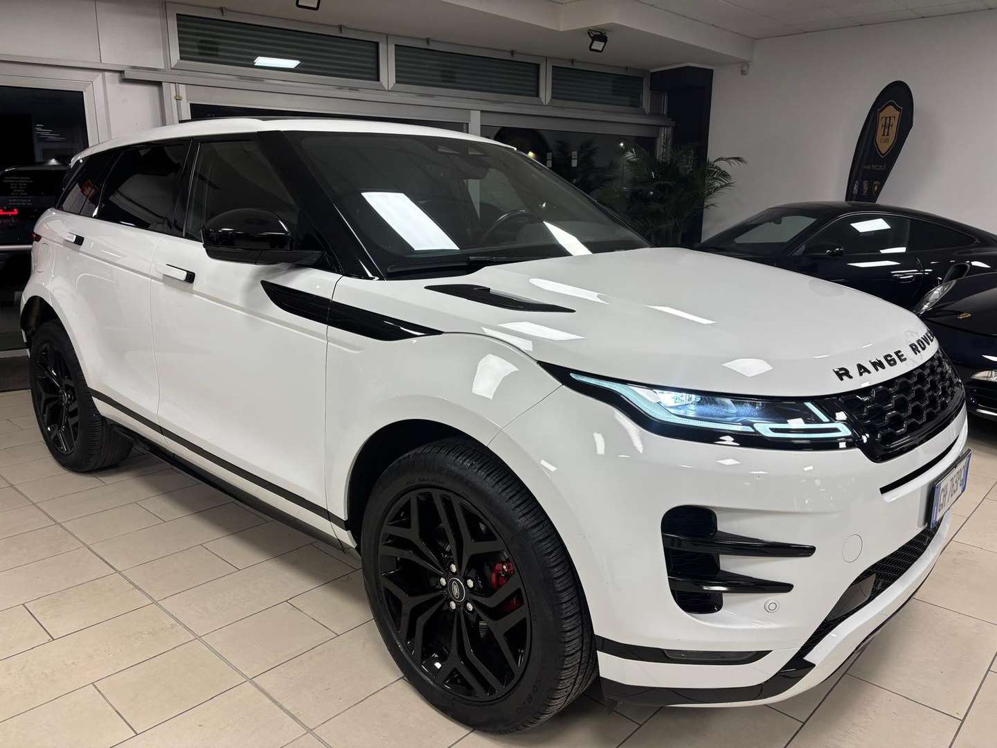 Land Rover Range Rover Evoque R-Dynamic 2.0D - 2021 - Joinsteer - #2