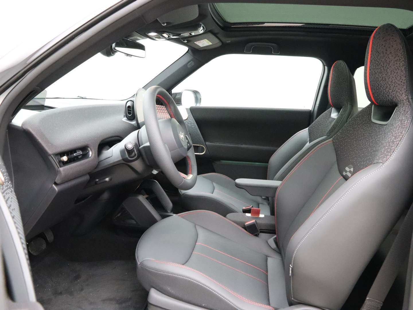 Mini Cooper SE John Cooper Works - 2025 - Joinsteer - #3