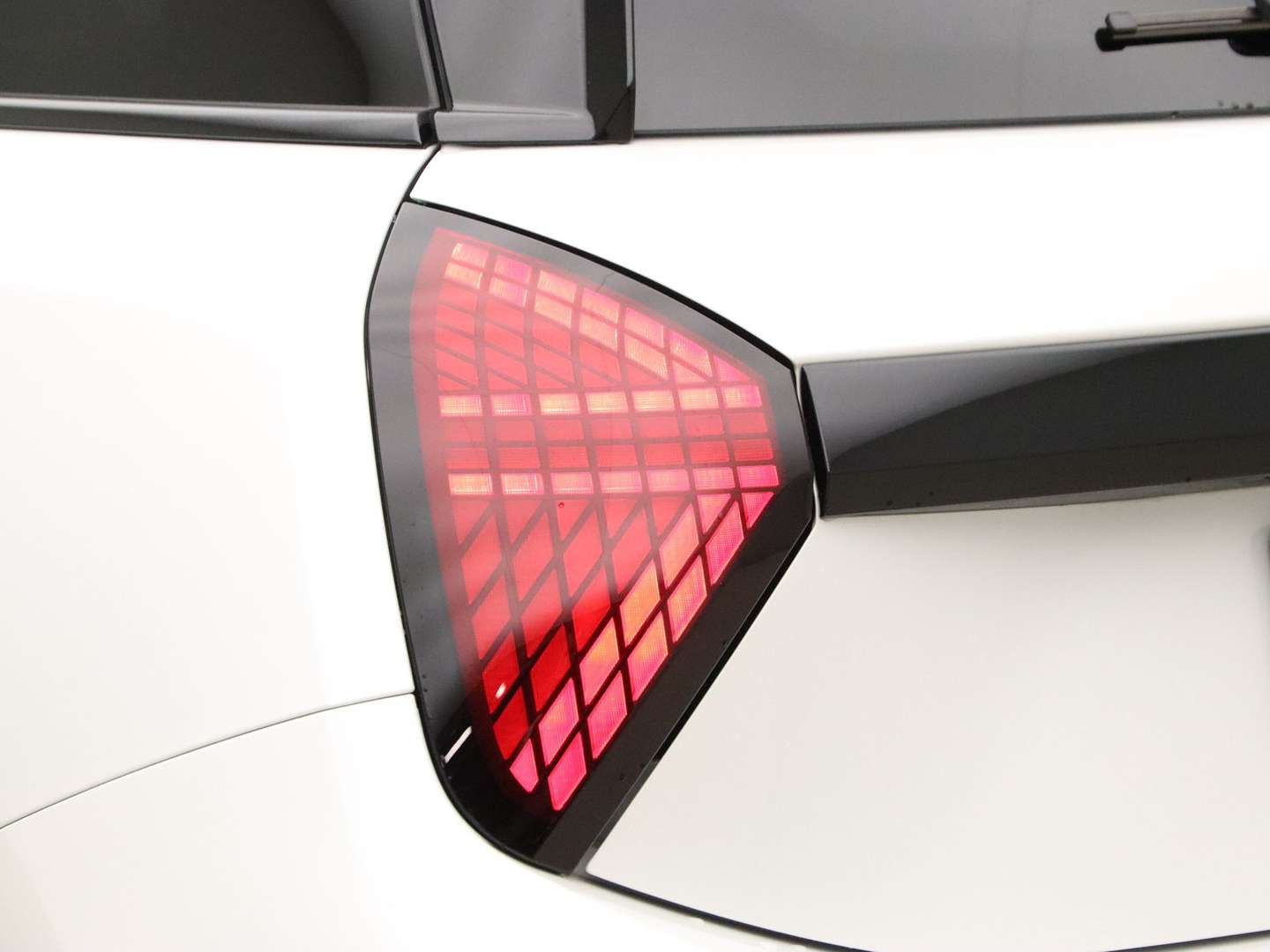 Mini Cooper SE John Cooper Works - 2025 - Joinsteer - #20