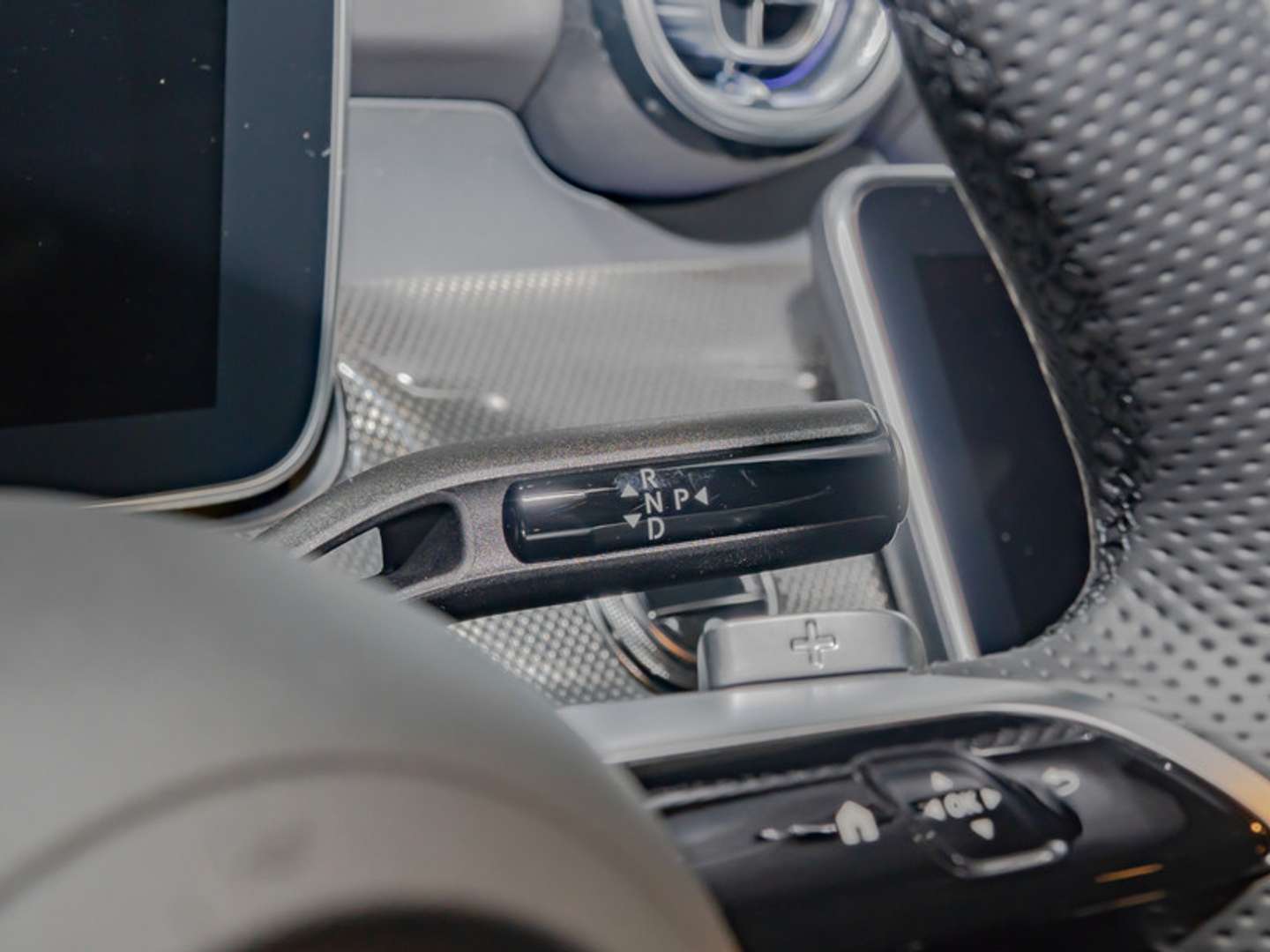 Mercedes CLE Coupé AMG-Sport 220 D - 2025 - Joinsteer - #12