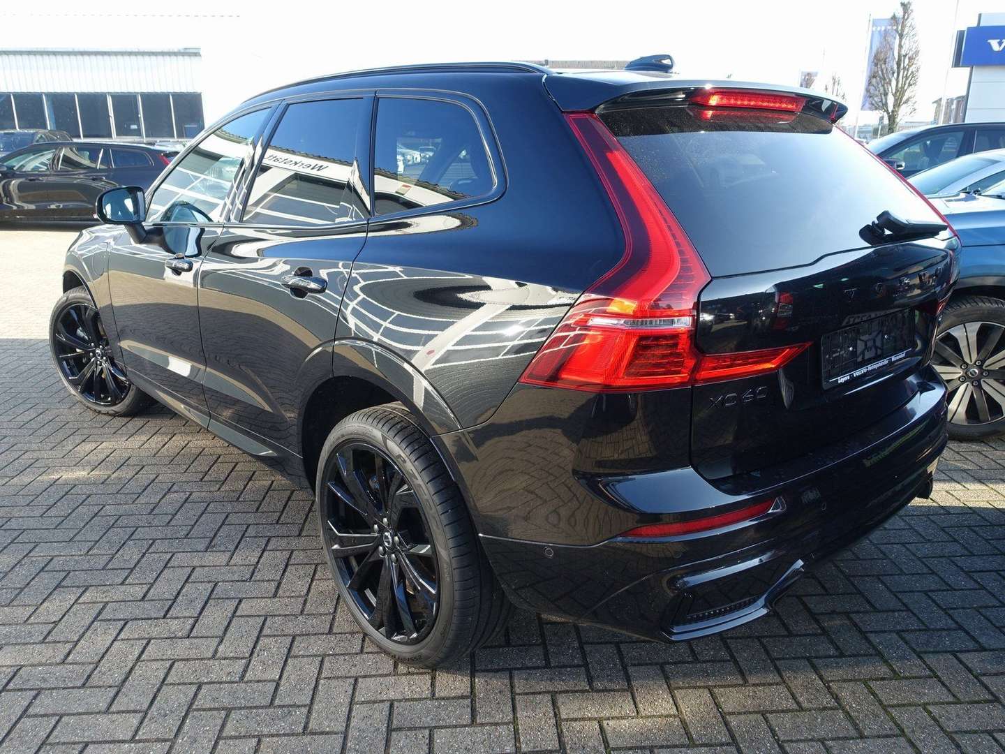 Volvo XC60 Black Edition Plus T6 - 2025 - Joinsteer - #4