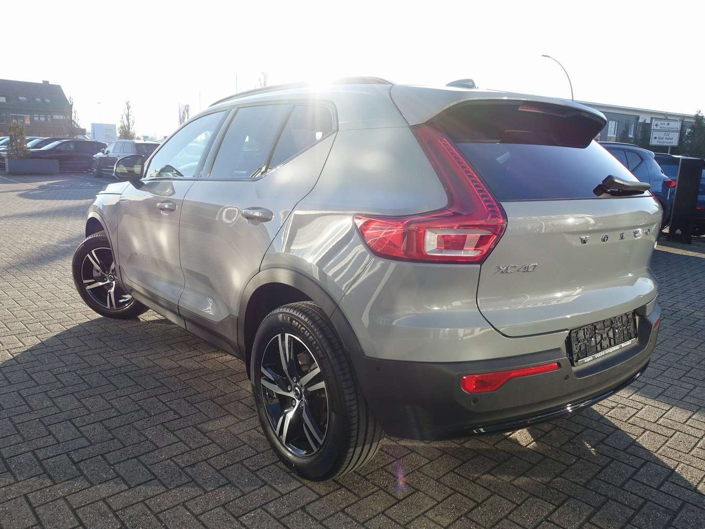 Volvo XC40 Plus B3 - 2025 - Joinsteer - #3