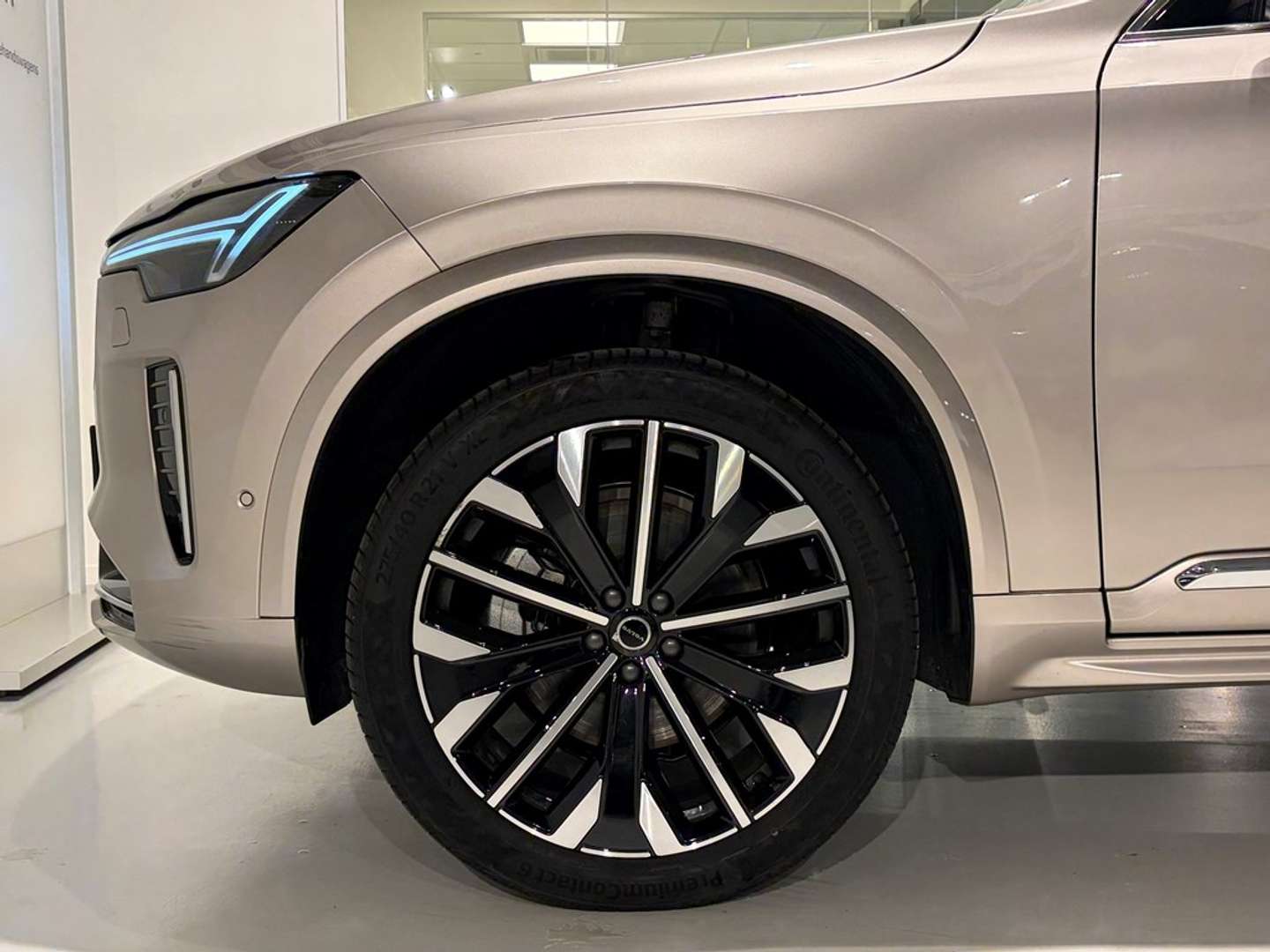 Volvo XC90 Plus Bright B5 Mild Hybride - 2025 - Joinsteer - #2