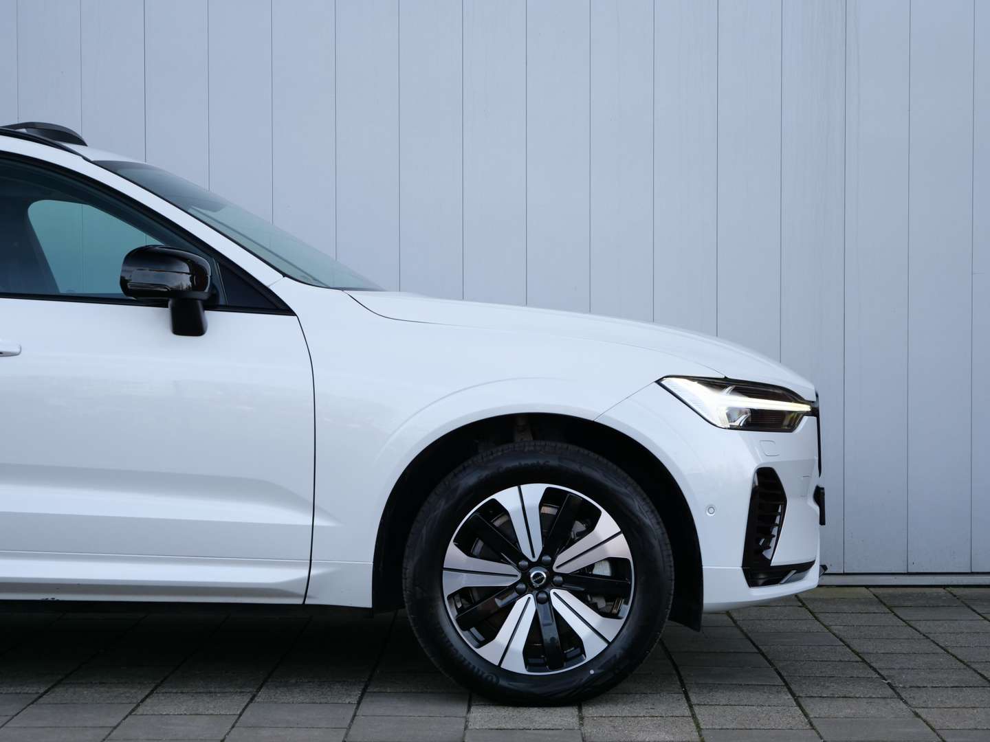 Volvo XC60 Plus Bright 2.0 T6 Plug-in Hybrid - 2024 - Joinsteer - #11