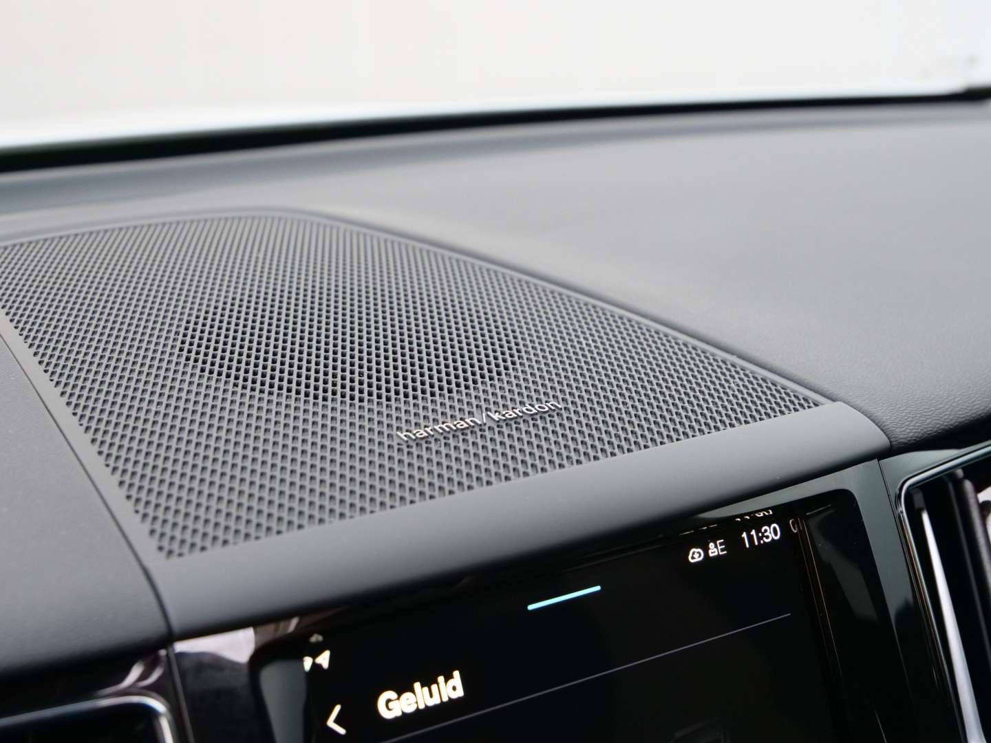 Volvo XC60 Plus Bright 2.0 T6 Plug-in Hybrid - 2024 - Joinsteer - #12