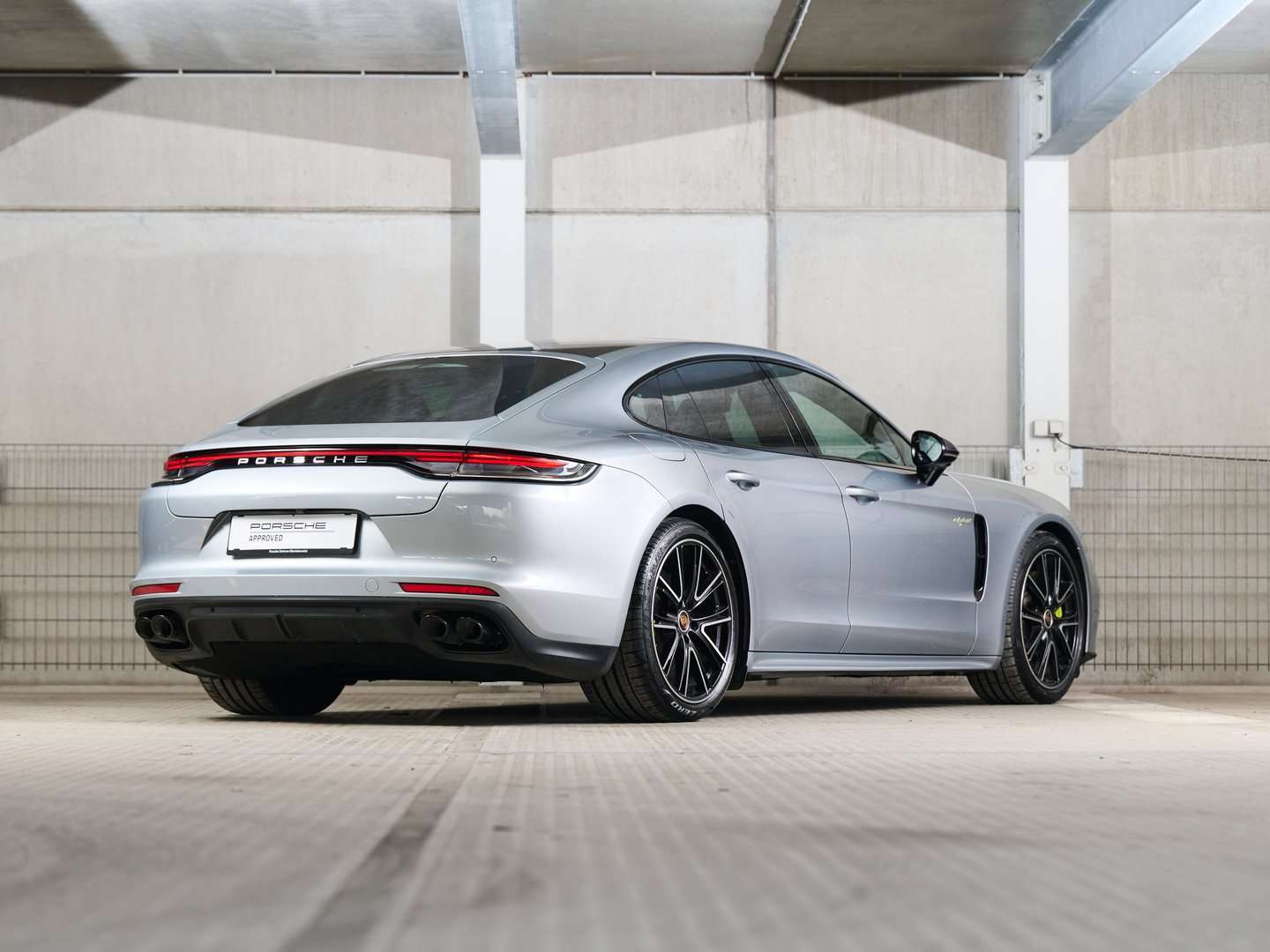 Porsche Panamera 4 E-Hybrid - 2022 - Joinsteer - #2