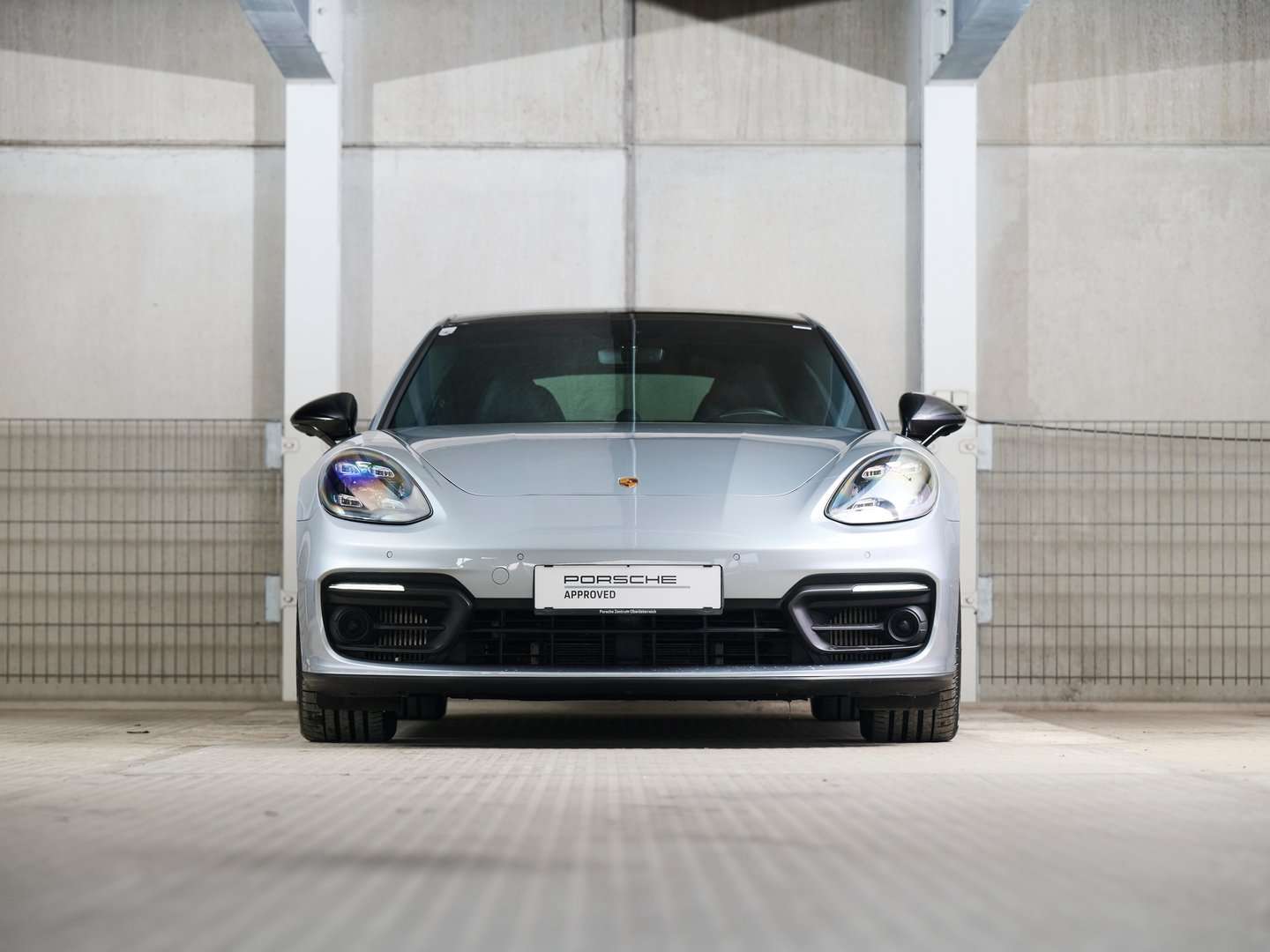 Porsche Panamera 4 E-Hybrid - 2022 - Joinsteer - #3