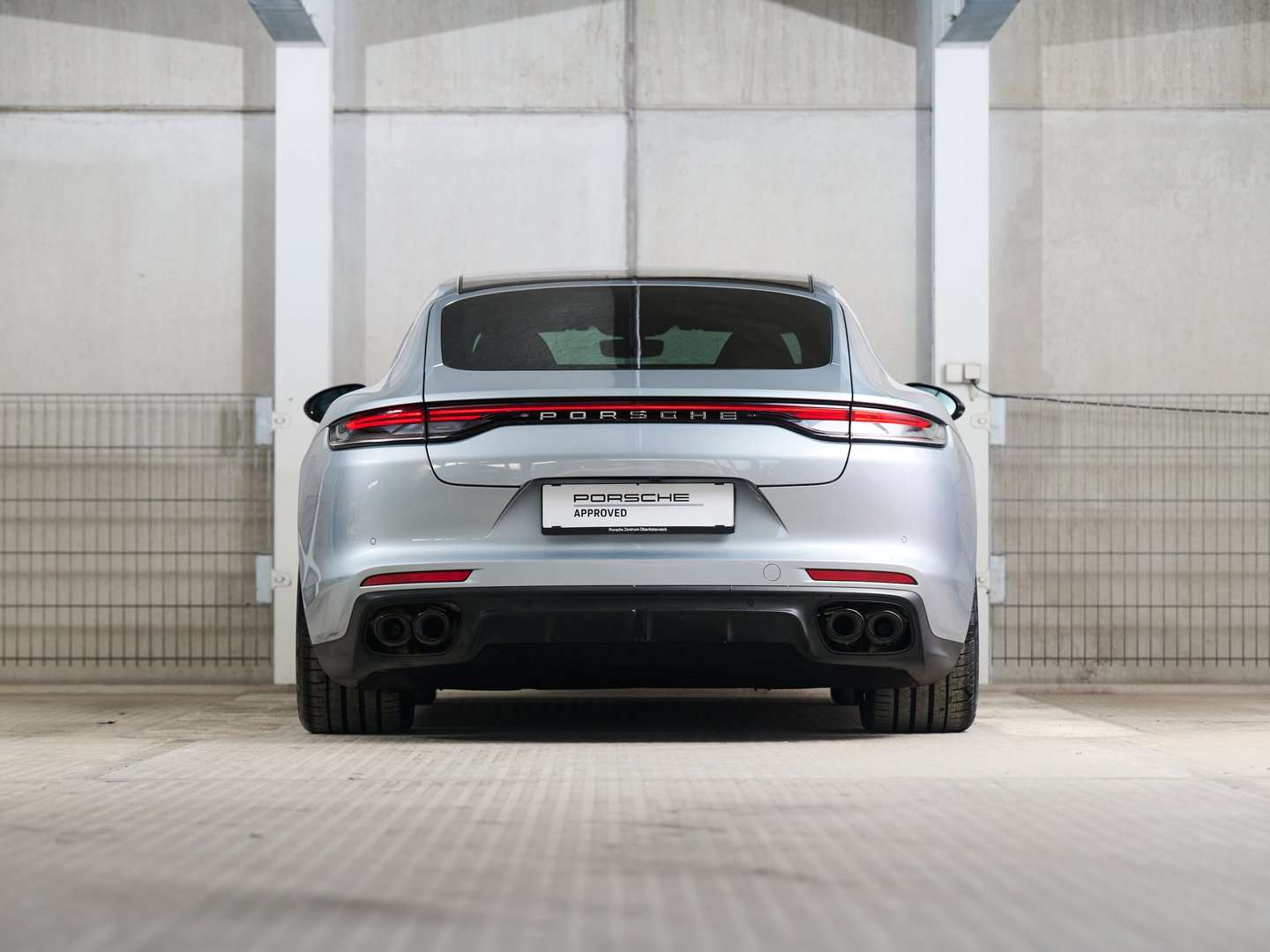 Porsche Panamera 4 E-Hybrid - 2022 - Joinsteer - #4