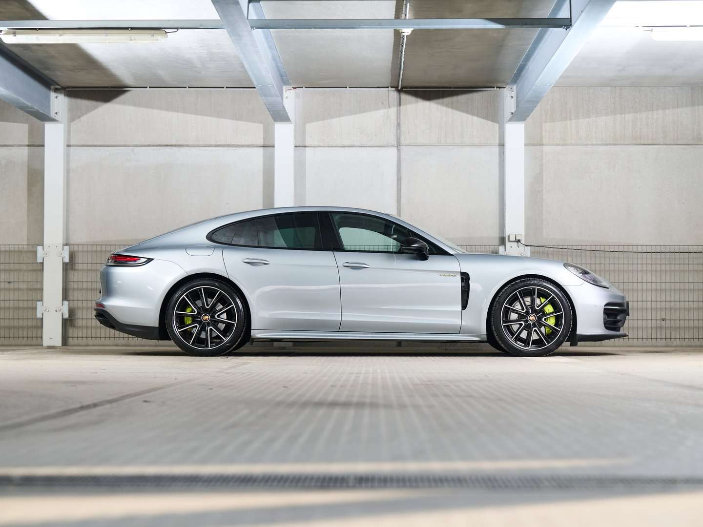 Porsche Panamera 4 E-Hybrid - 2022 - Joinsteer - #5