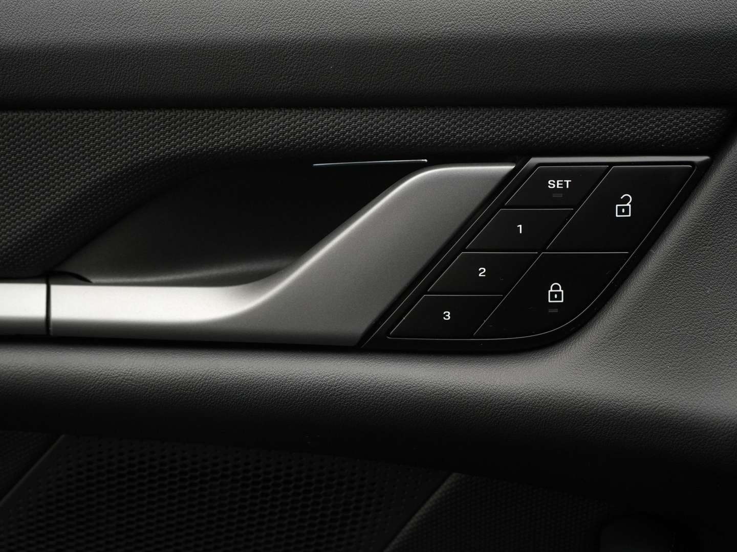 Porsche Taycan Sport Turismo - 2025 - Joinsteer - #18