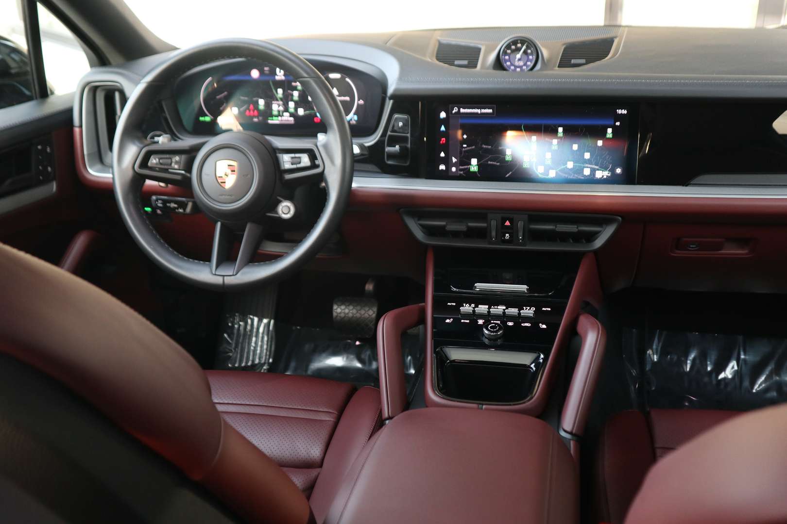 Porsche Cayenne Coupé E-Hybrid - 2023 - Joinsteer - #20