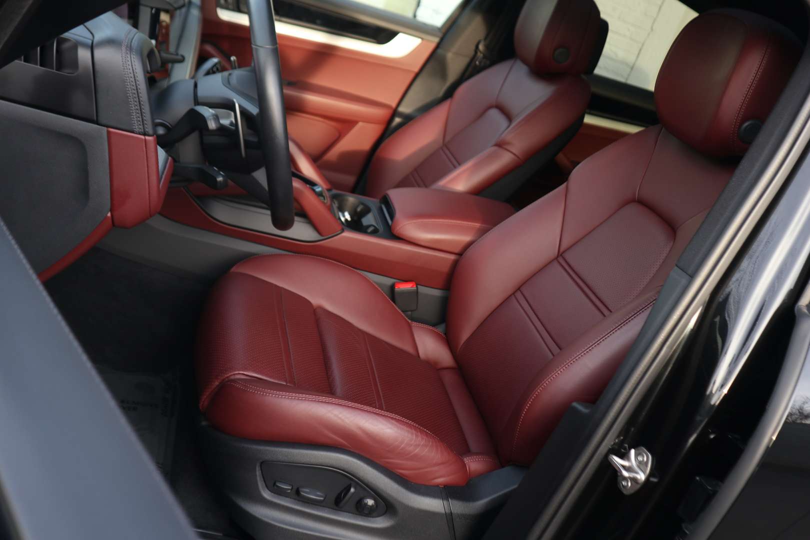 Porsche Cayenne Coupé E-Hybrid Non Identifié - 2023 - Joinsteer - #15