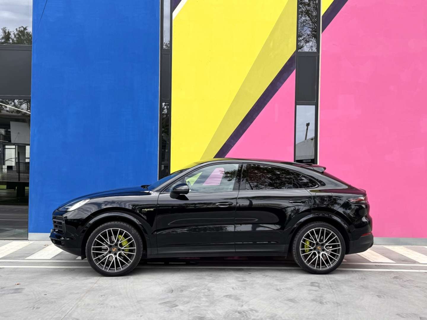 Porsche Cayenne Coupé Platinum Edition E-Hybrid - 2022 - Joinsteer - #2