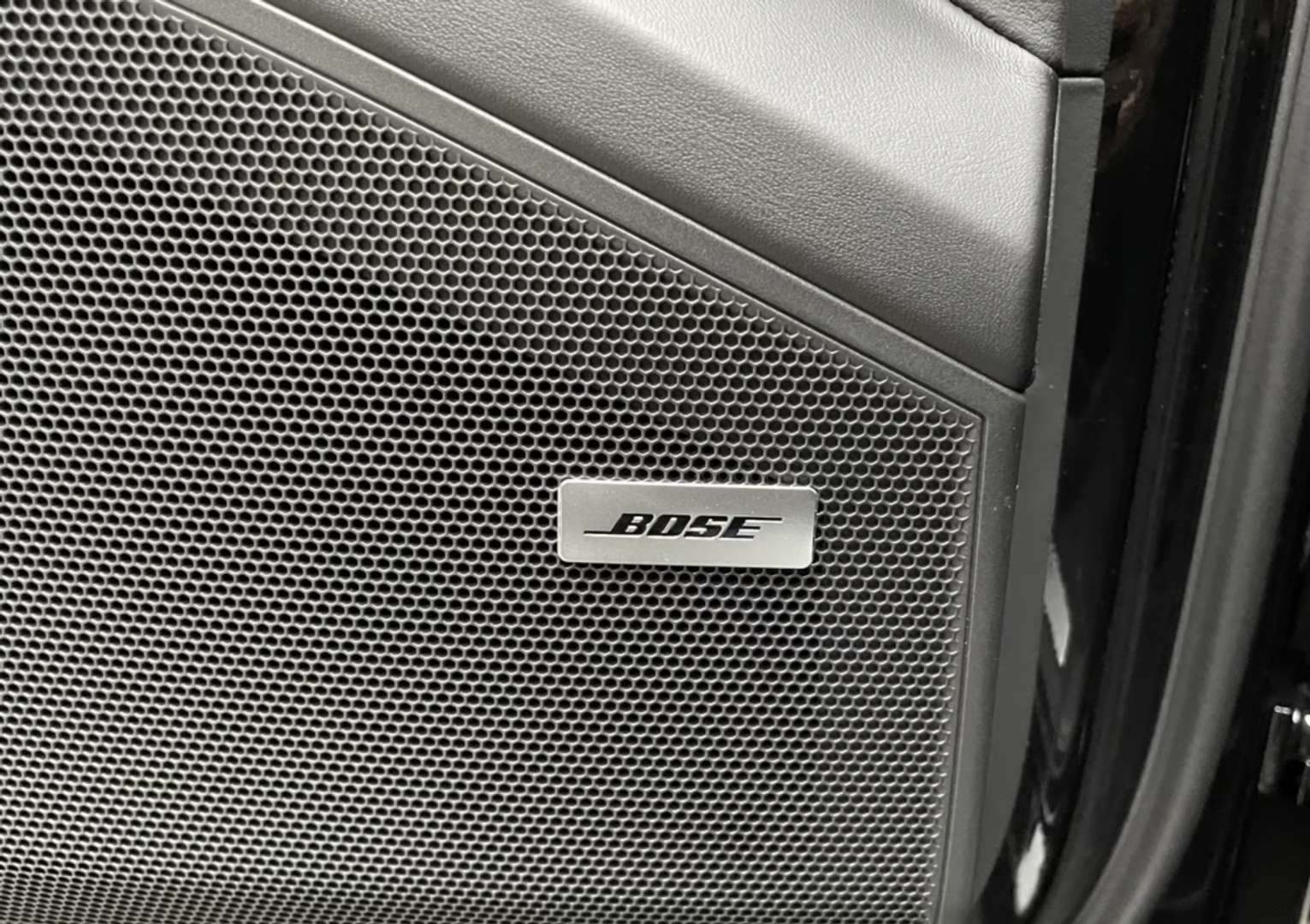 Porsche Cayenne Coupé Black Edition E-Hybrid - 2025 - Joinsteer - #22