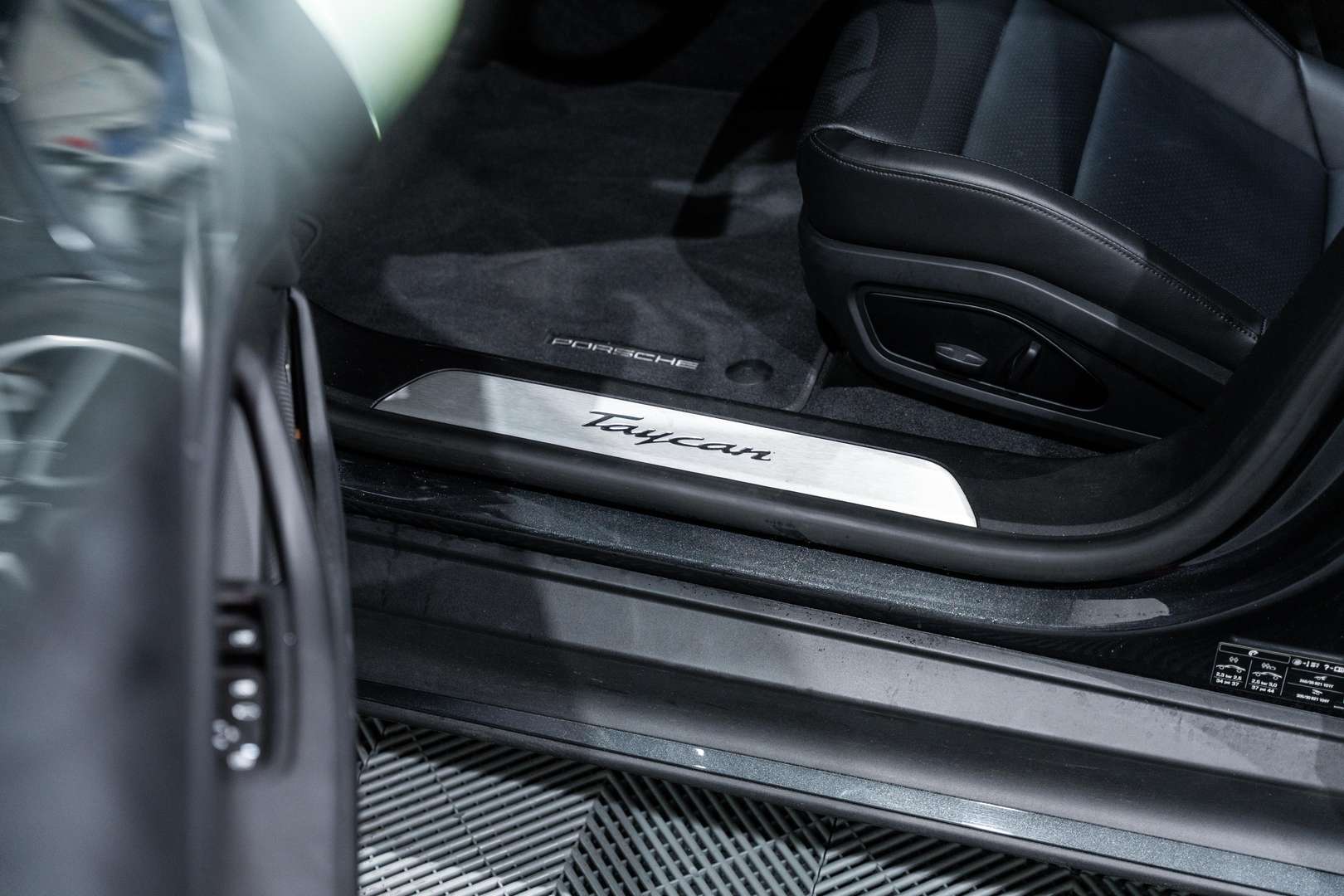 Porsche Taycan Sportdesign Pack - 2025 - Joinsteer - #20