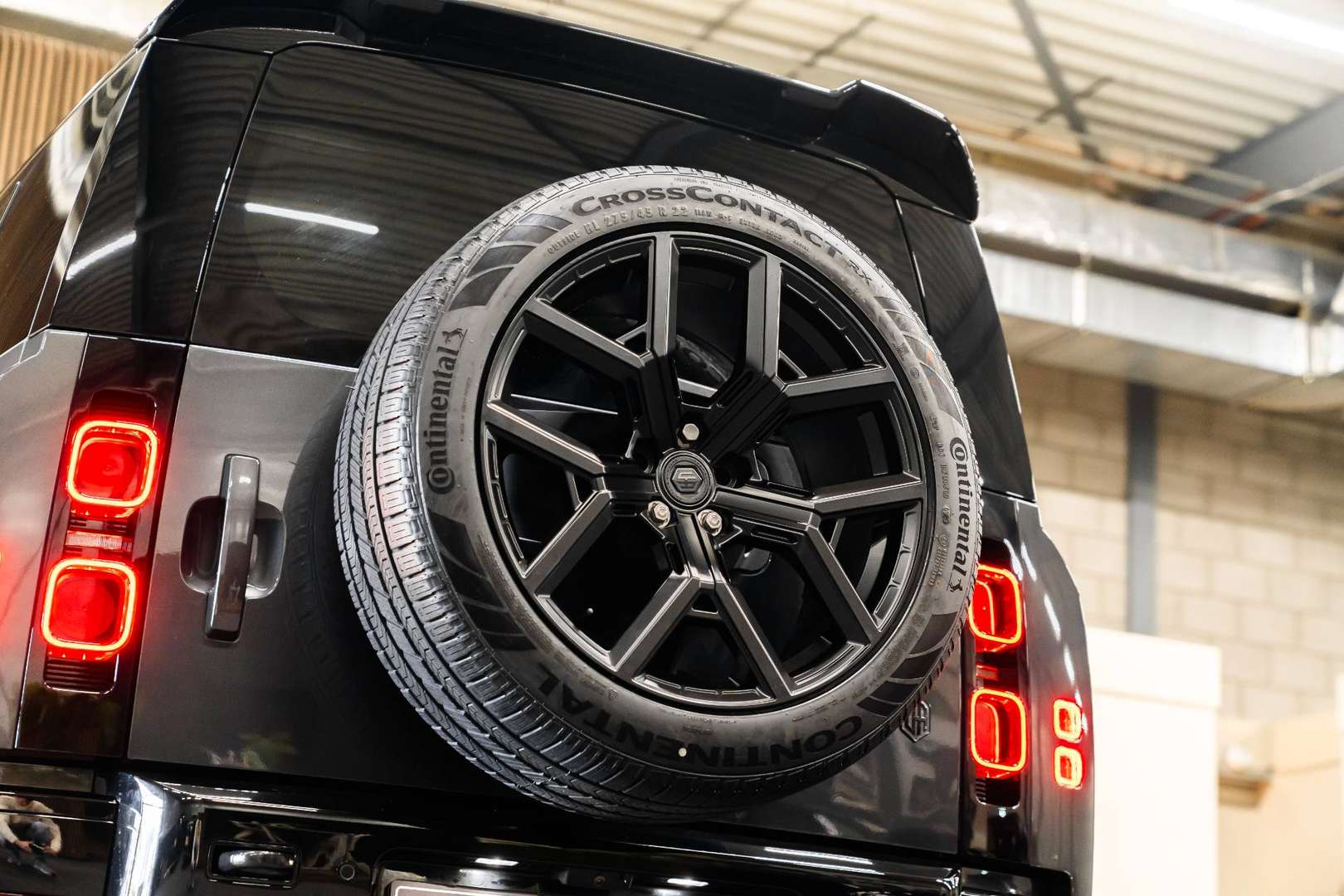 Land Rover Defender HSE P300e - 2025 - Joinsteer - #20