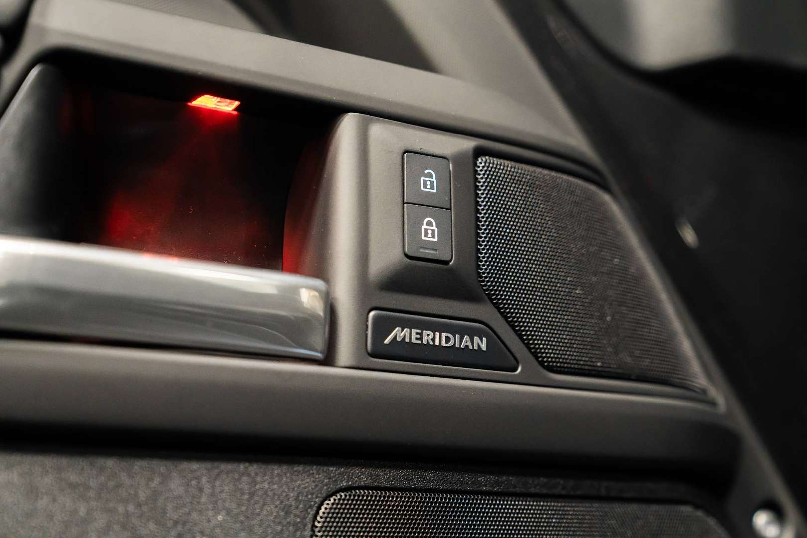 Land Rover Defender HSE P300e - 2025 - Joinsteer - #34