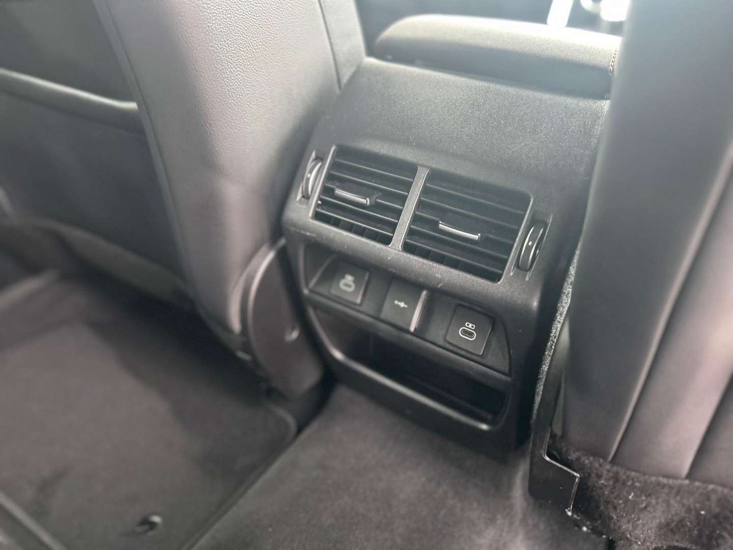 Land Rover Discovery Sport R-Dynamic D165 - 2022 - Joinsteer - #9