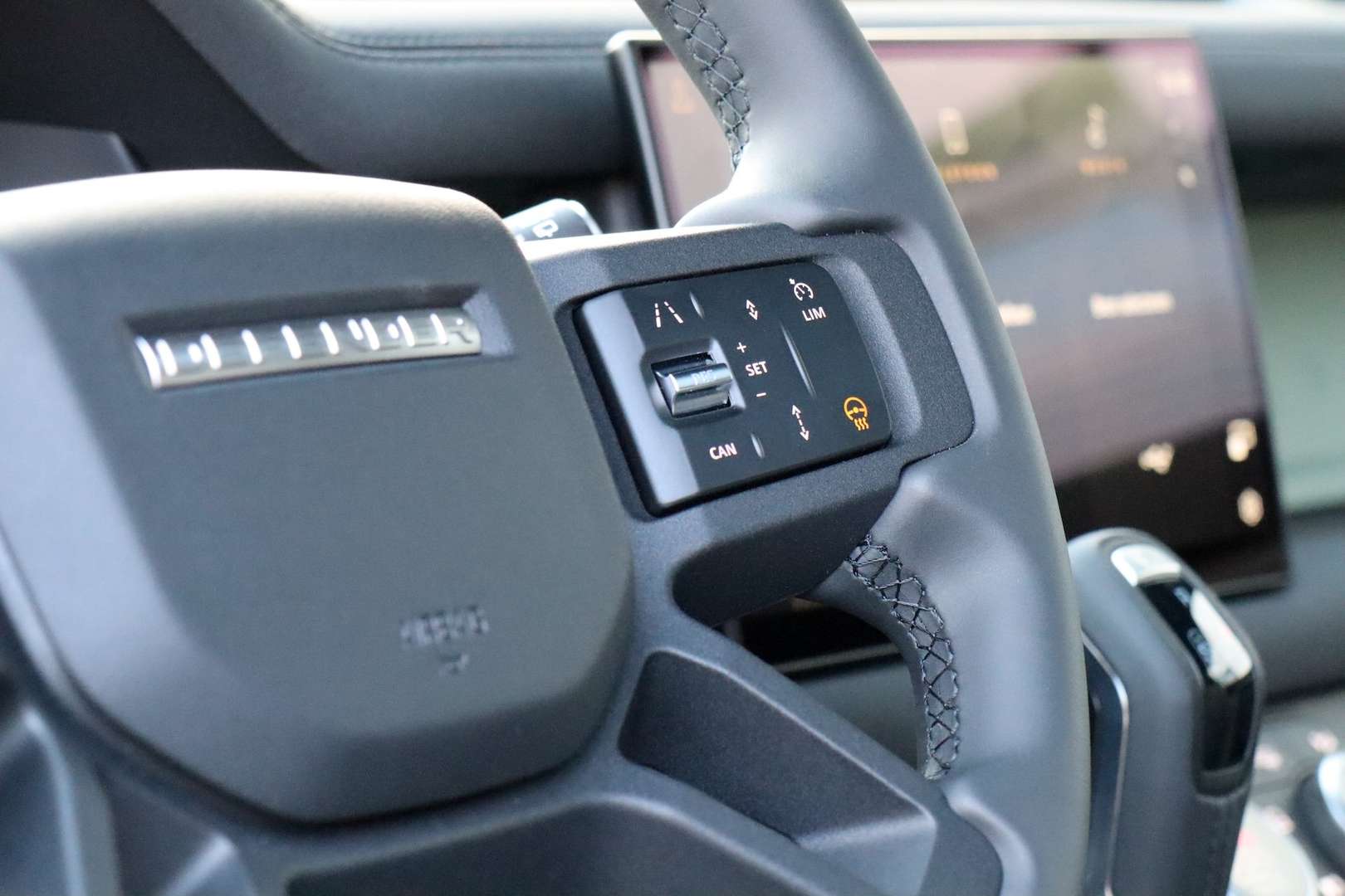 Land Rover Defender 75th Anniversary - P400 - 2025 - Joinsteer - #13