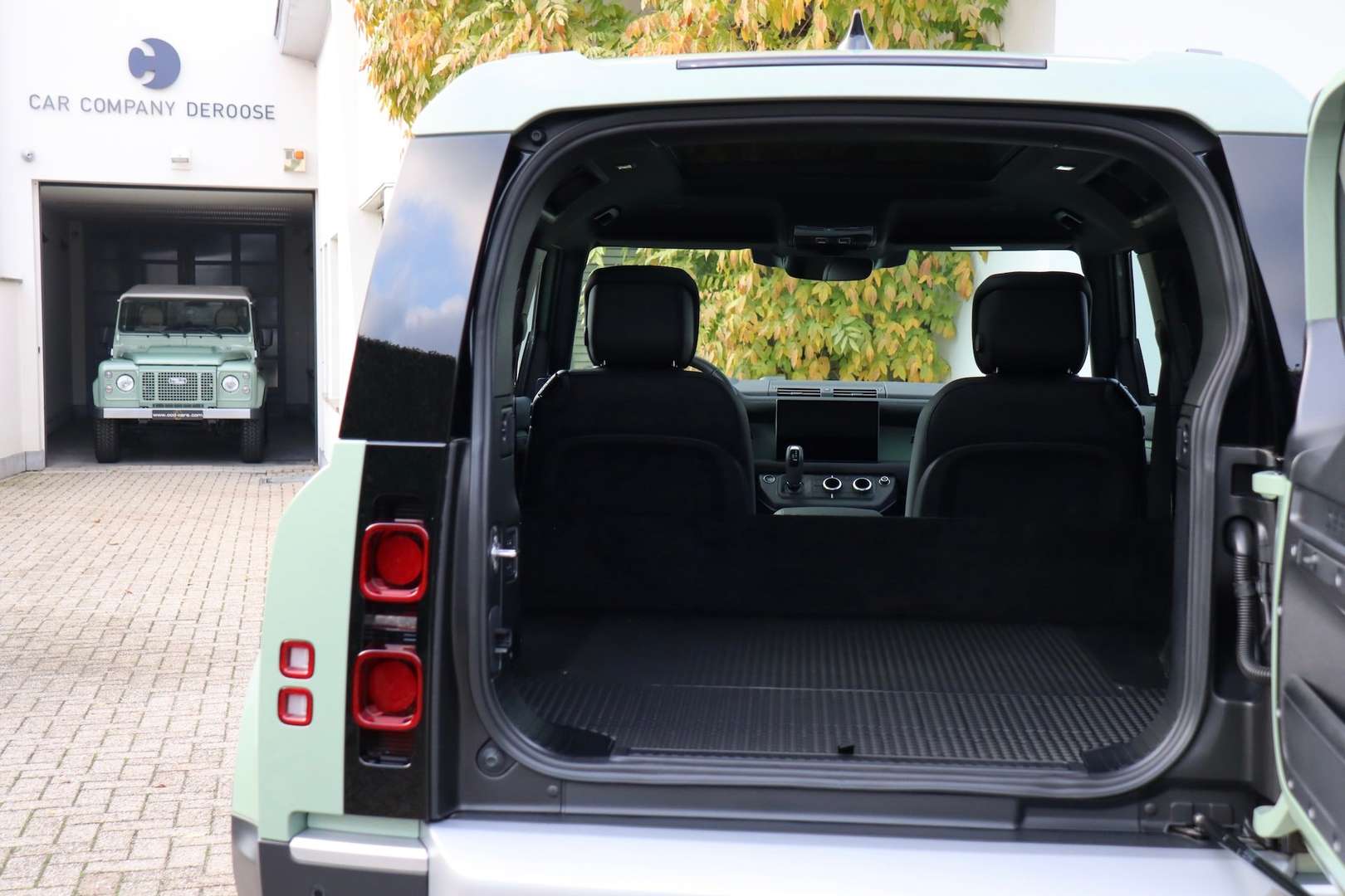 Land Rover Defender 75th Anniversary - P400 - 2025 - Joinsteer - #19