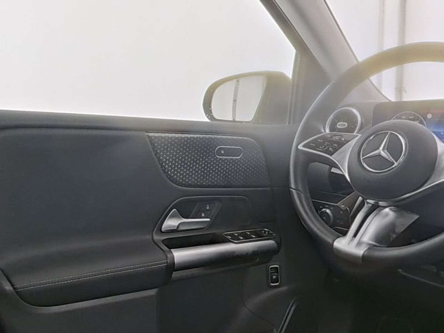 Mercedes Classe B PROGRESSIVE - 2024 - Joinsteer - #7