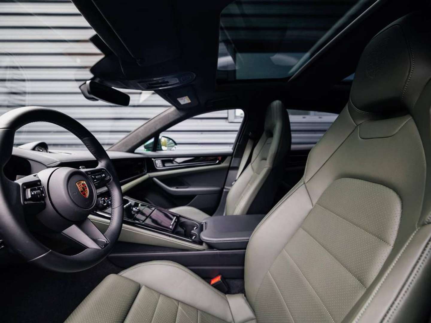 Porsche Panamera 4 E-Hybrid - 2024 - Joinsteer - #4