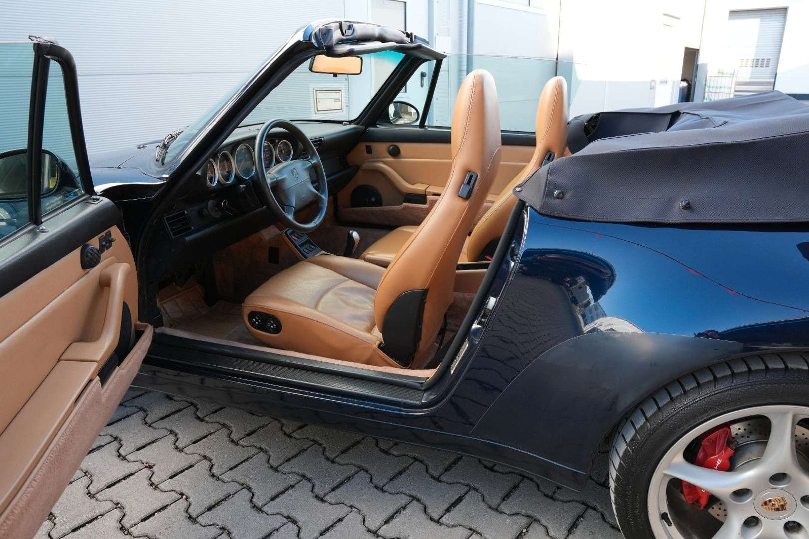 Porsche 993 Cabriolet Non Identifié - 1997 - Joinsteer - #3