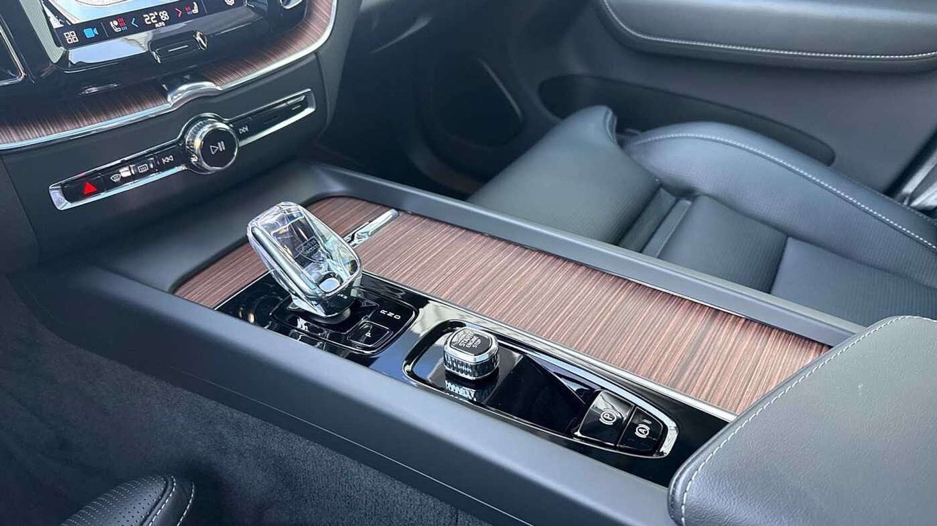 Volvo XC60 Plus B4 Mild-Hybrid - 2024 - Joinsteer - #19