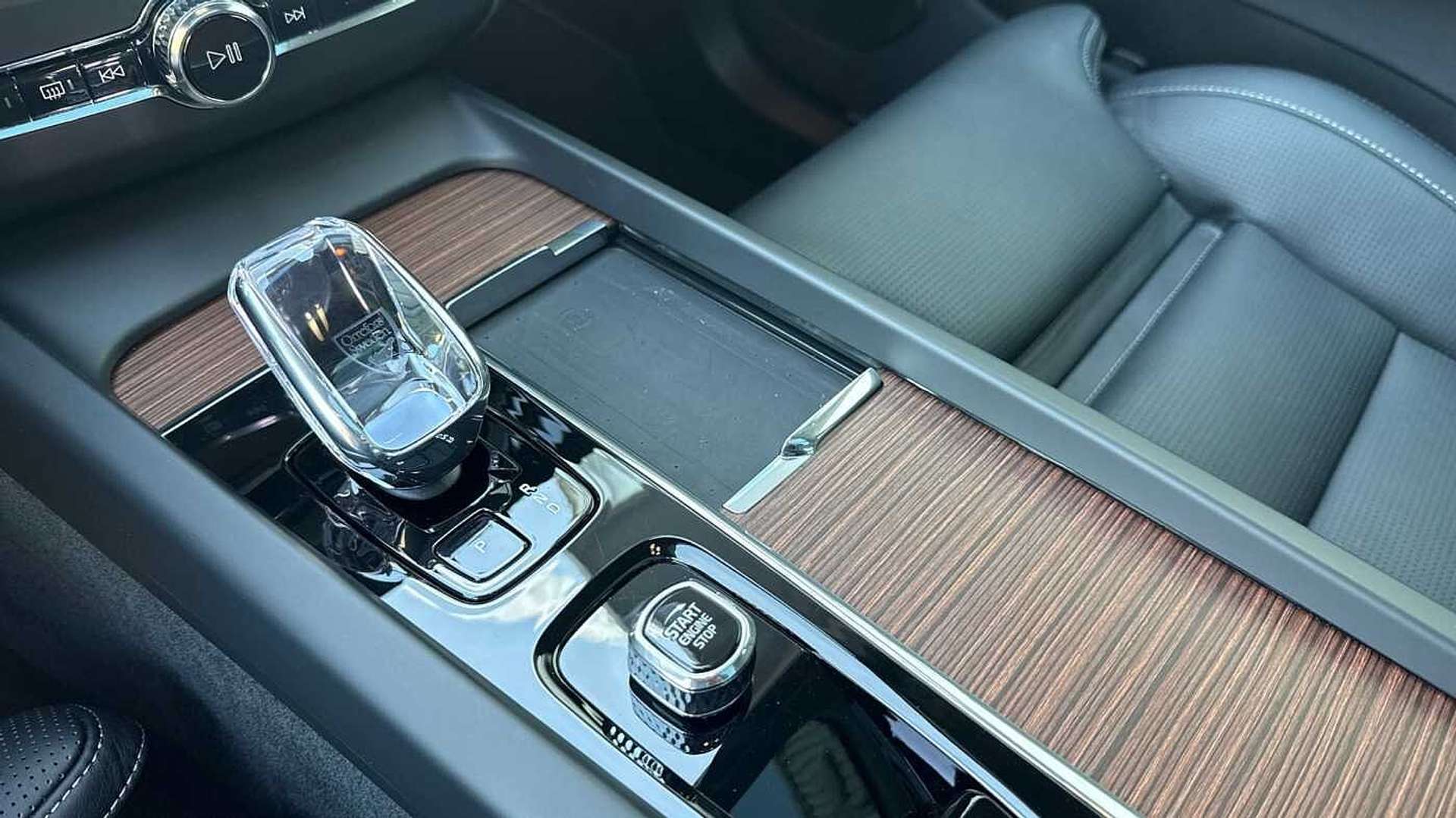 Volvo XC60 Plus B4 Mild-Hybrid - 2024 - Joinsteer - #23