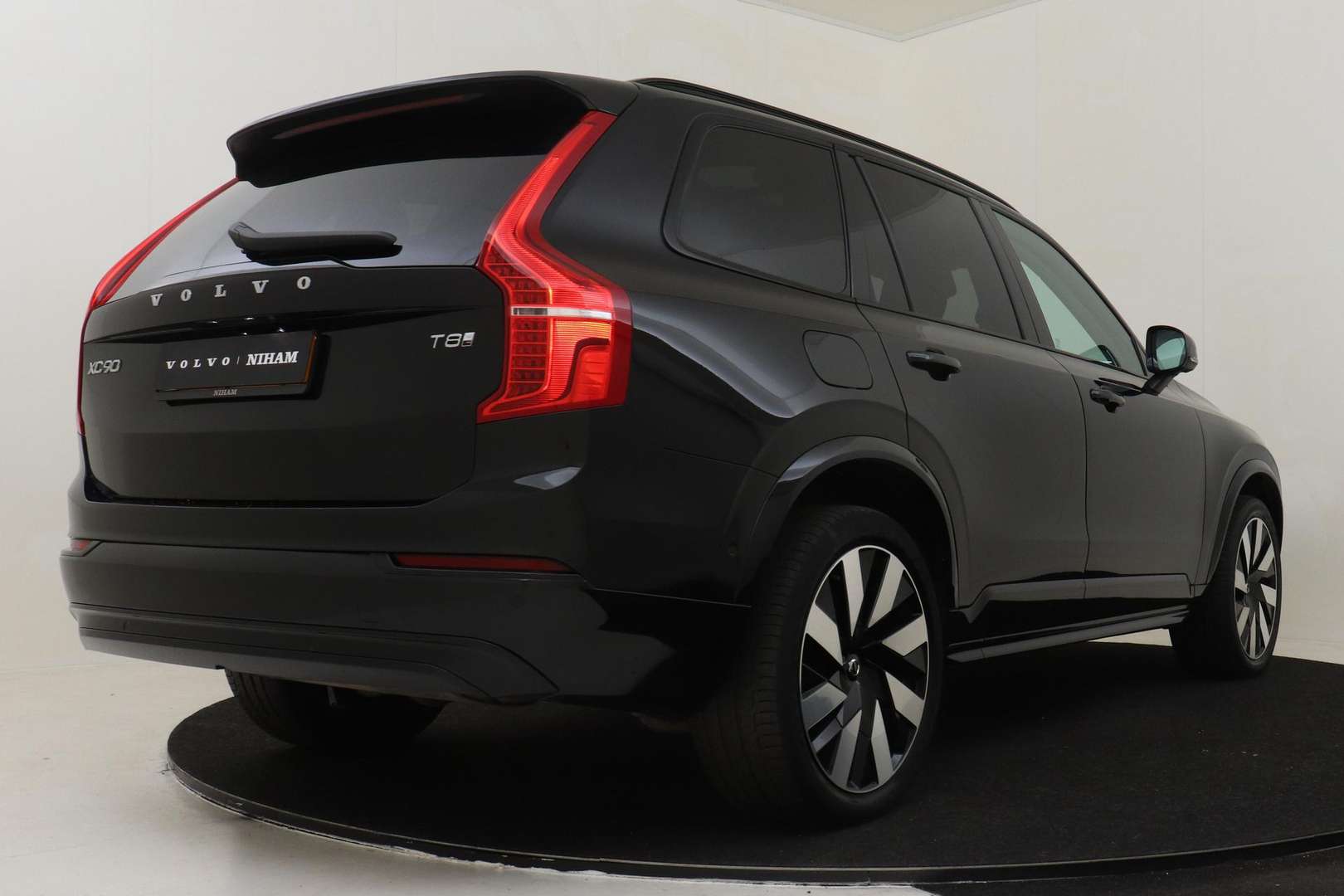 Volvo XC90 AWD T8 Plug-in Hybrid - 2024 - Joinsteer - #1