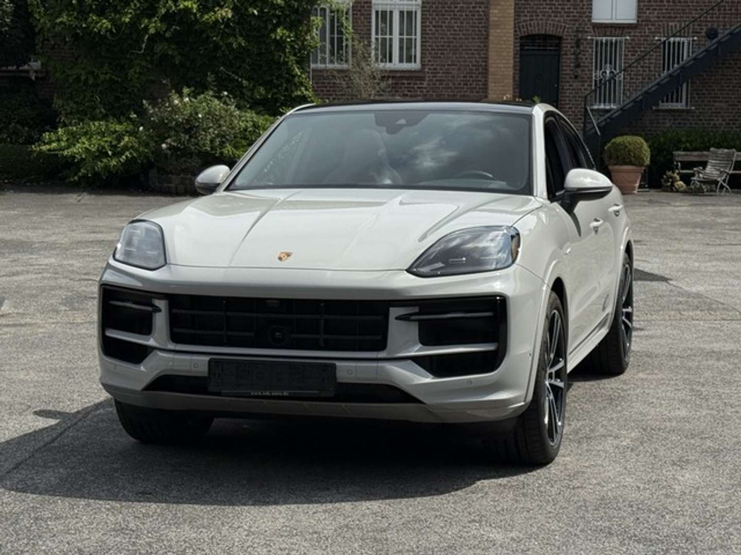 Porsche Cayenne Coupé E-Hybrid SPORT DESIGN - 2025 - Joinsteer - #6