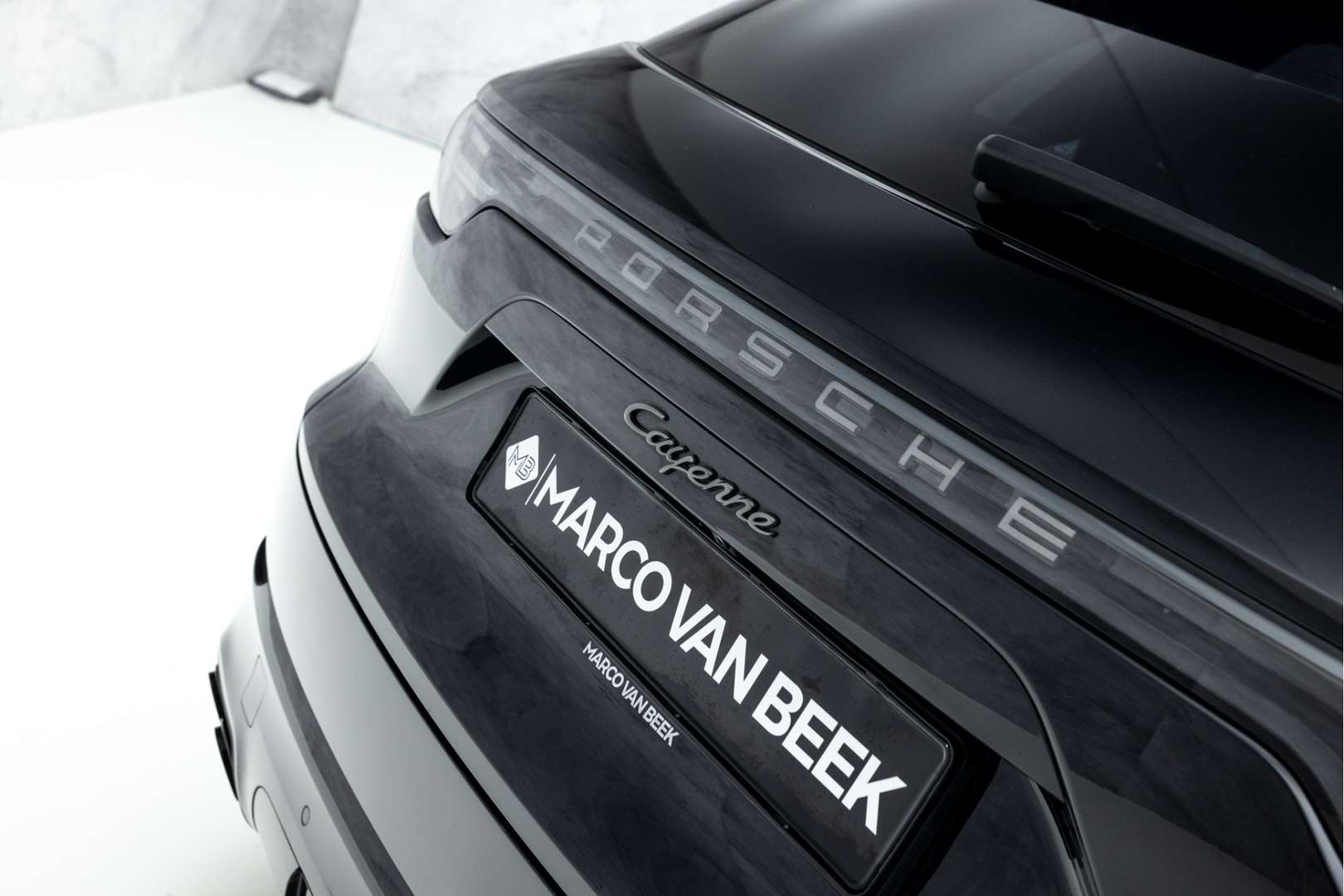 Porsche Cayenne Platinum Edition 3.0 E-Hybrid - 2022 - Joinsteer - #10