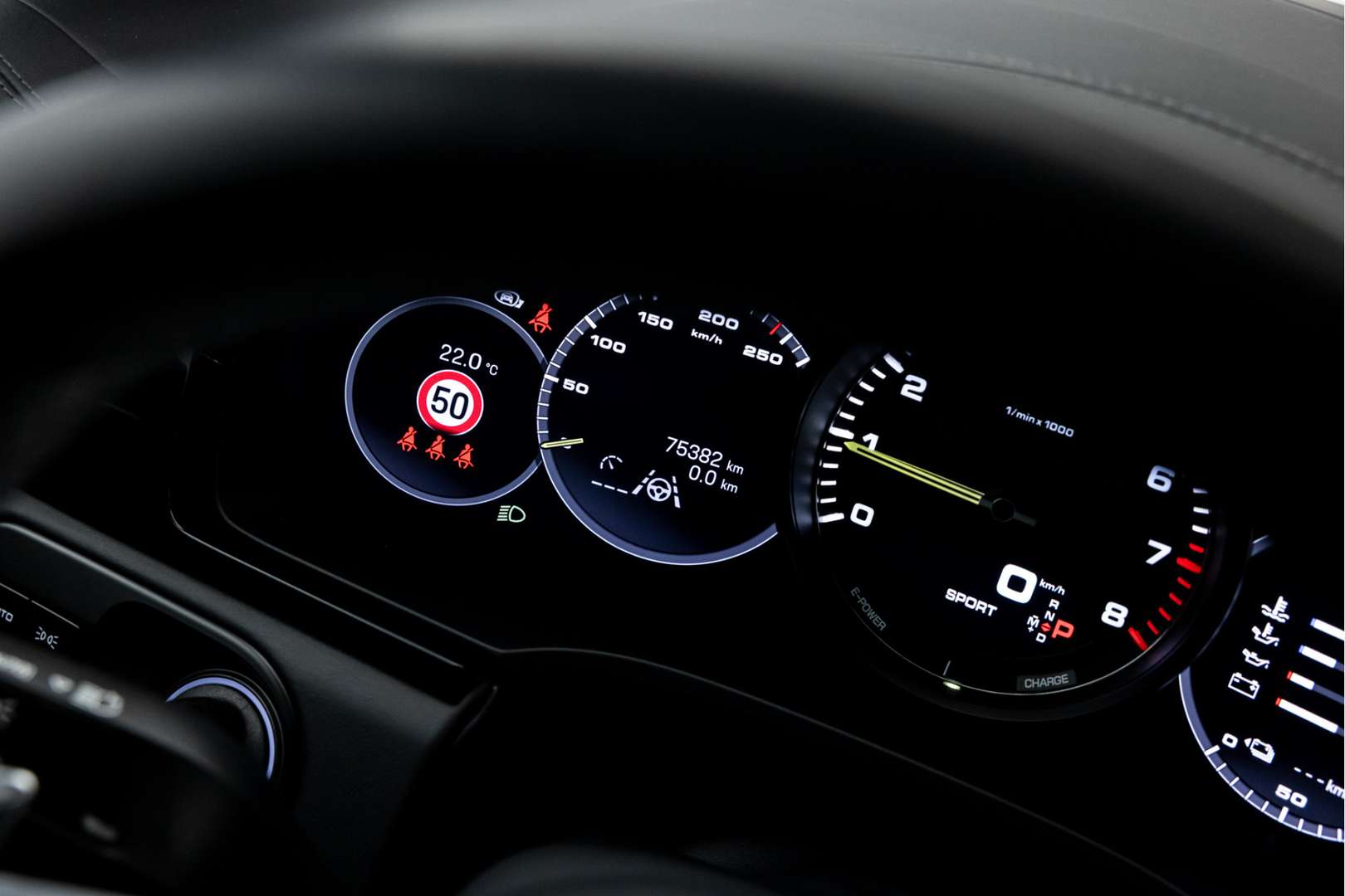 Porsche Cayenne Platinum Edition 3.0 E-Hybrid - 2022 - Joinsteer - #33