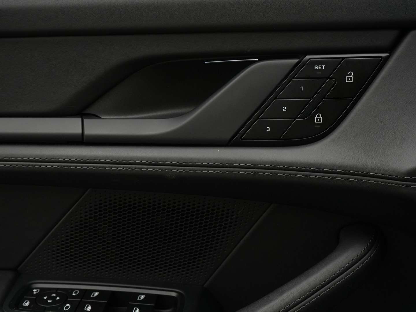 Porsche Taycan Accu Plus Performance - 2024 - Joinsteer - #18