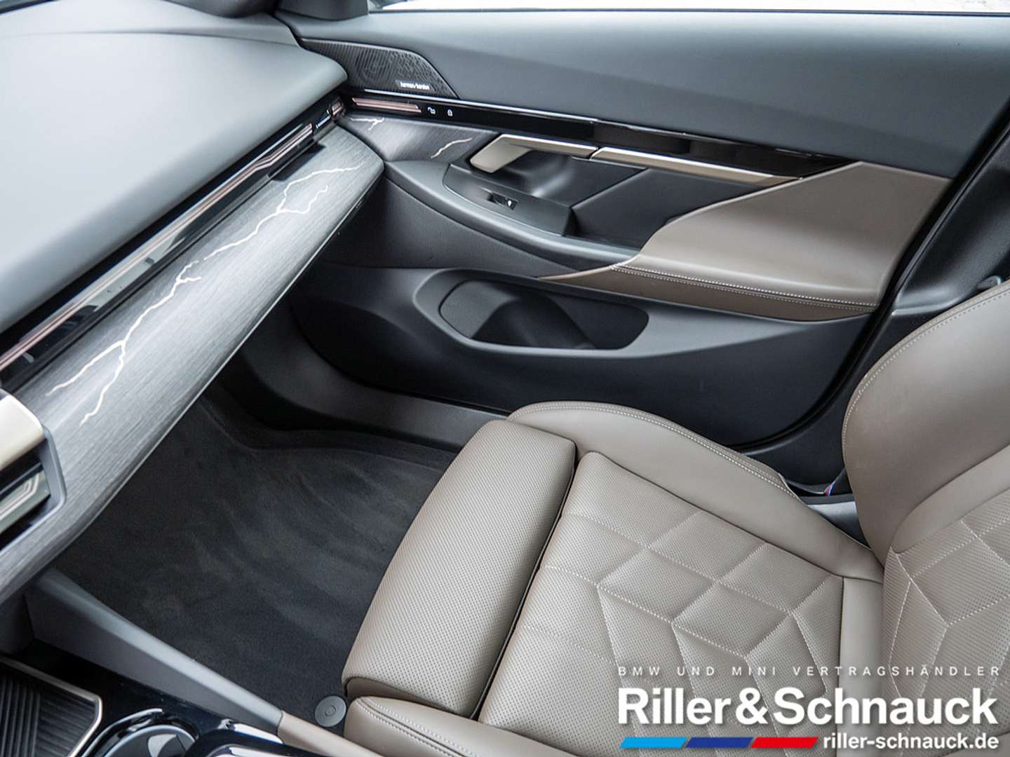 BMW Série 5 520i - 2025 - Joinsteer - #15