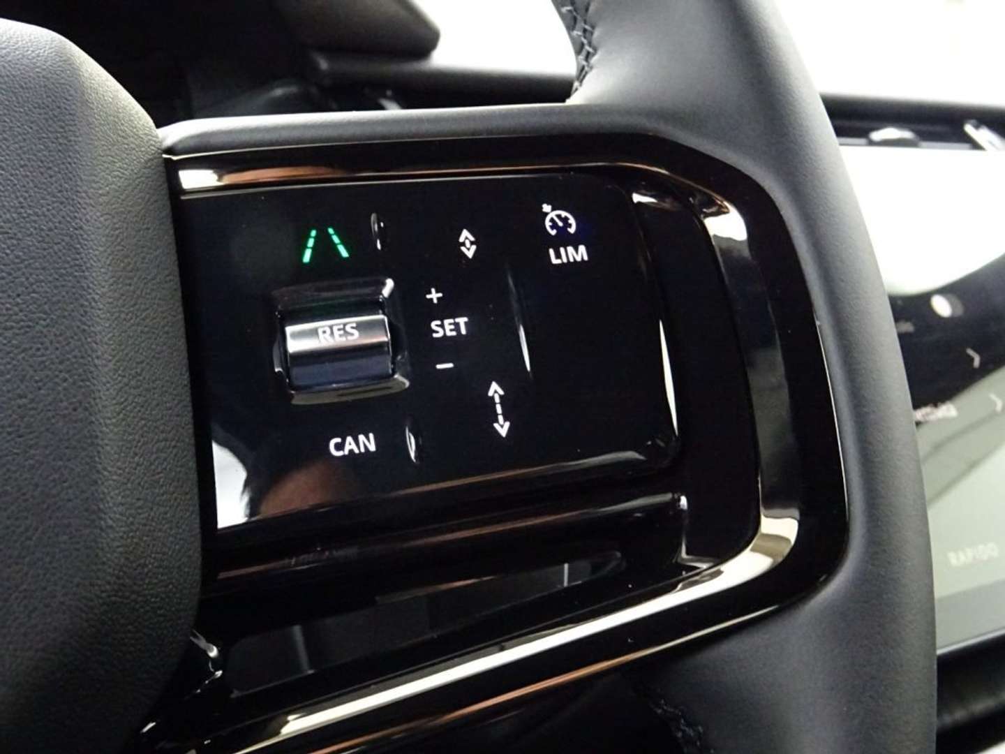 Land Rover Range Rover Velar S 2.0D I4 - 2025 - Joinsteer - #12