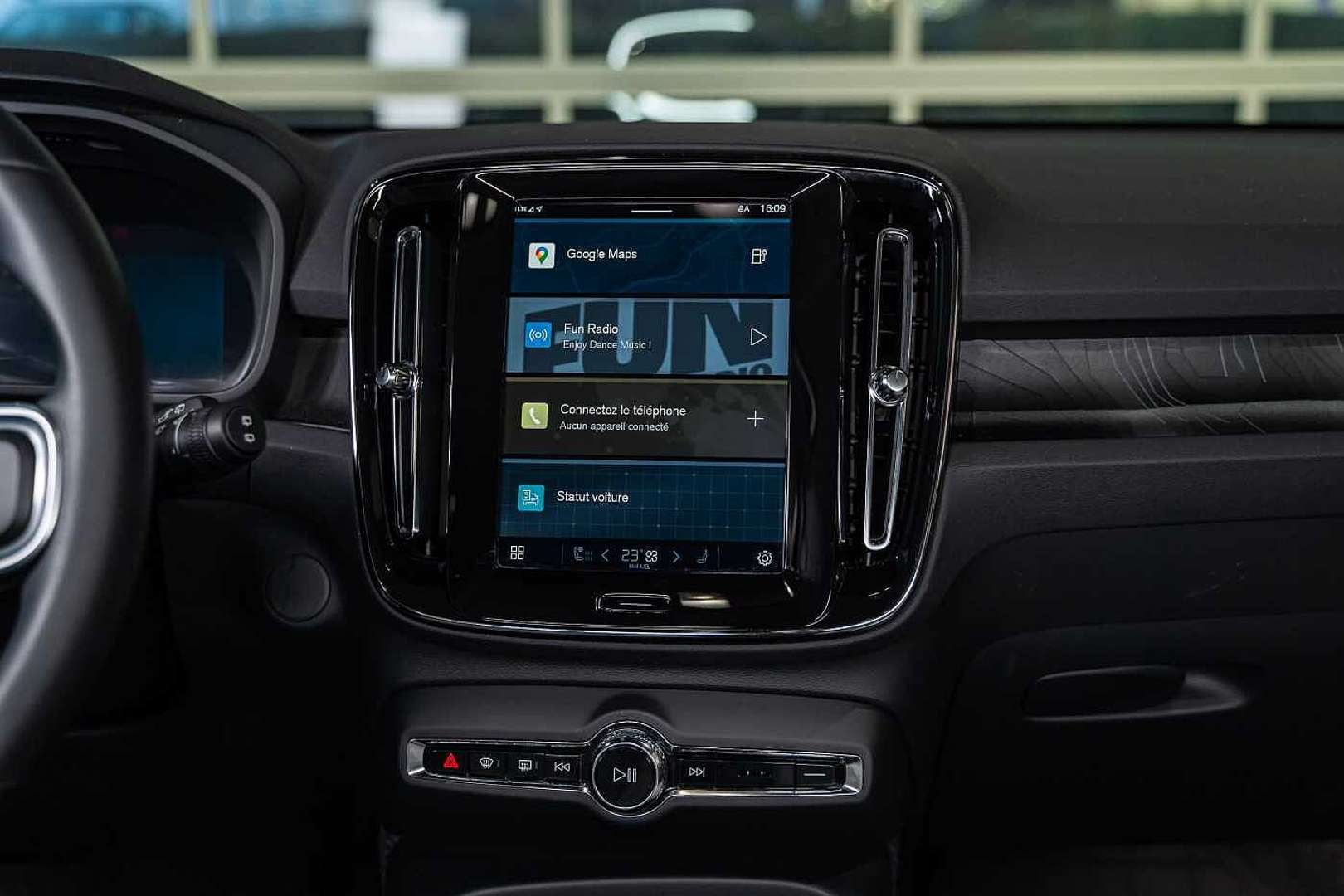 Volvo EX40 Plus Twin Motor Performance - 2025 - Joinsteer - #12