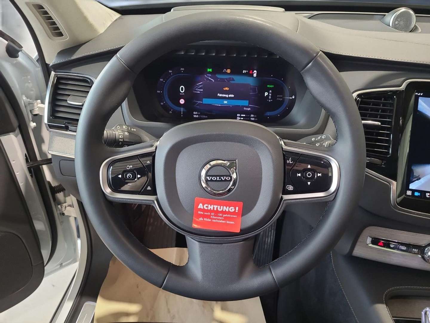 Volvo XC90 Ultimate Dark Recharge Plug-In Hybrid - 2023 - Joinsteer - #11