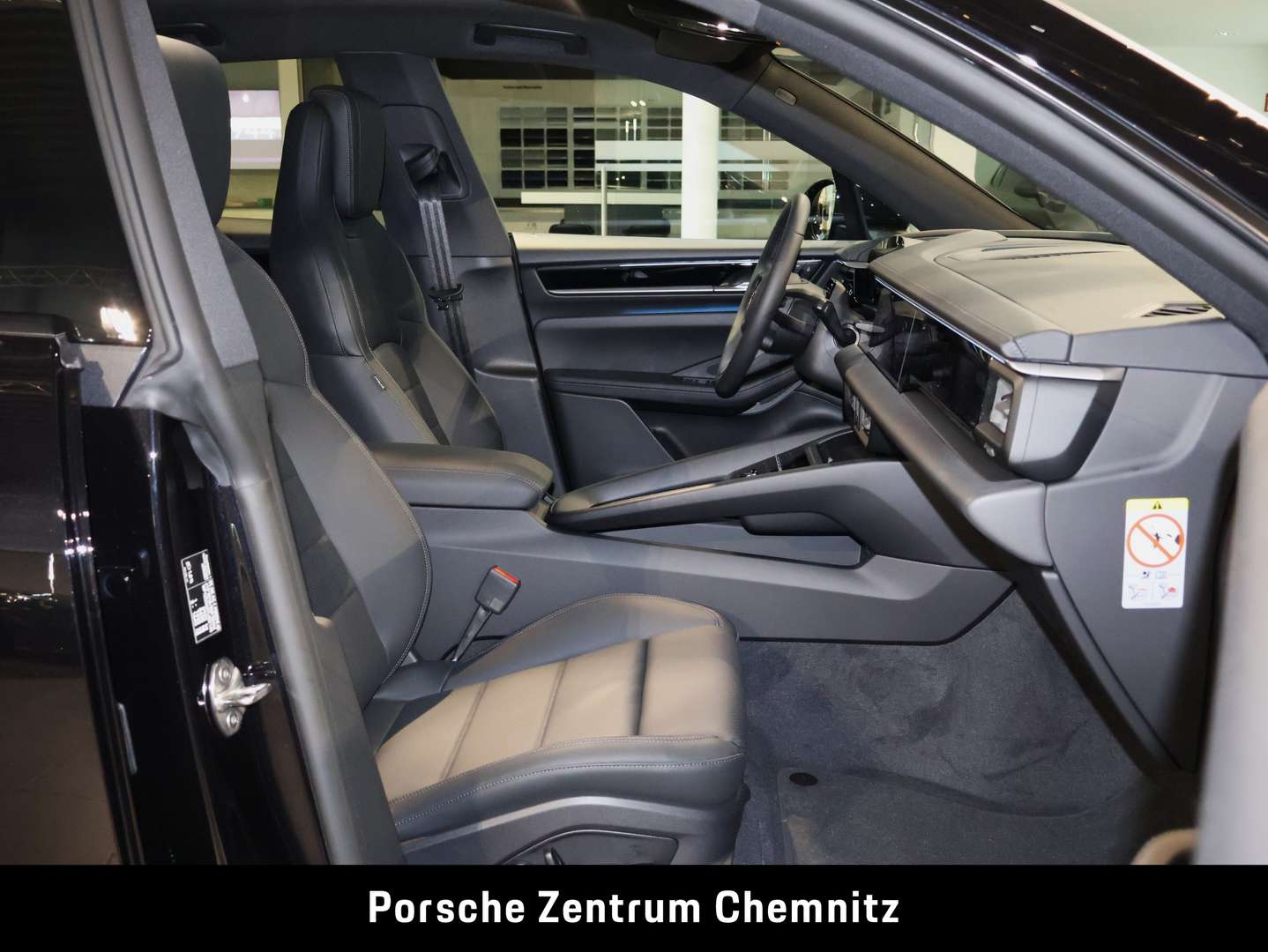 Porsche Macan 4 Electric - 2026 - Joinsteer - #13