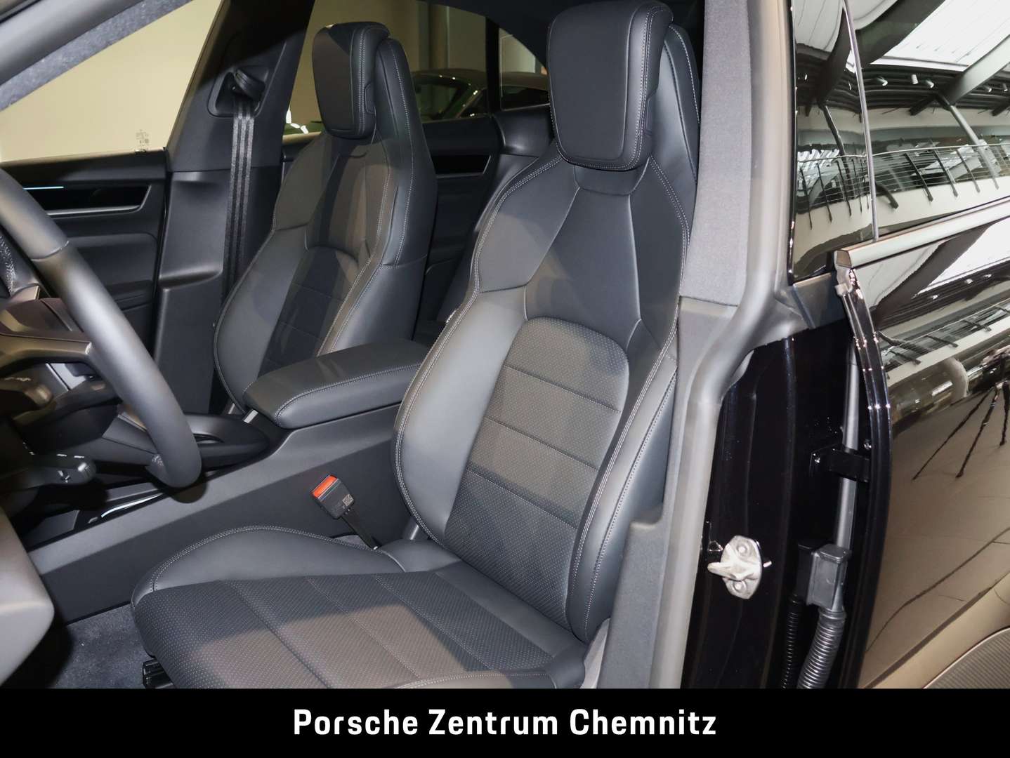 Porsche Macan 4 Electric - 2026 - Joinsteer - #14