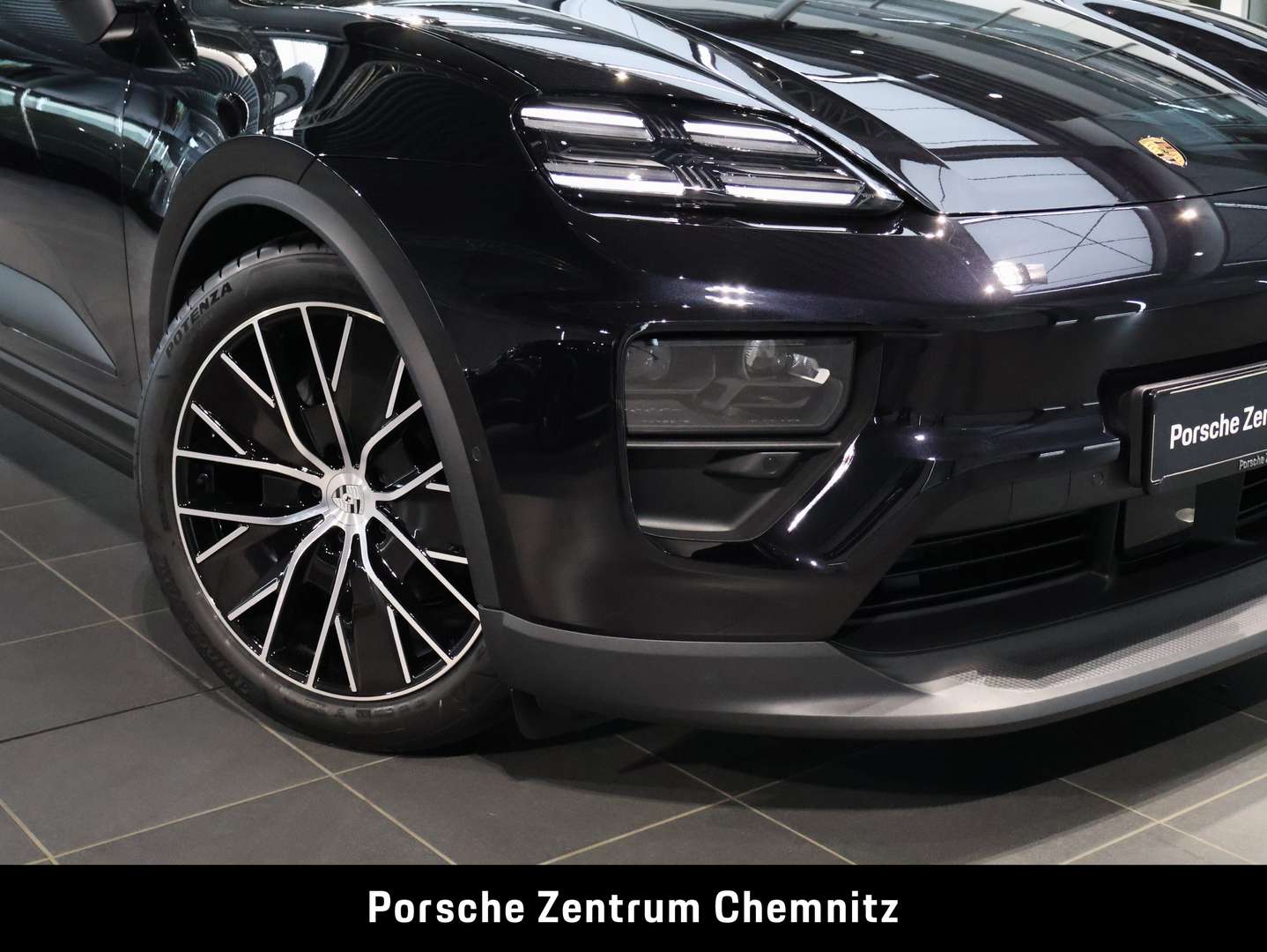 Porsche Macan 4 Electric - 2026 - Joinsteer - #17