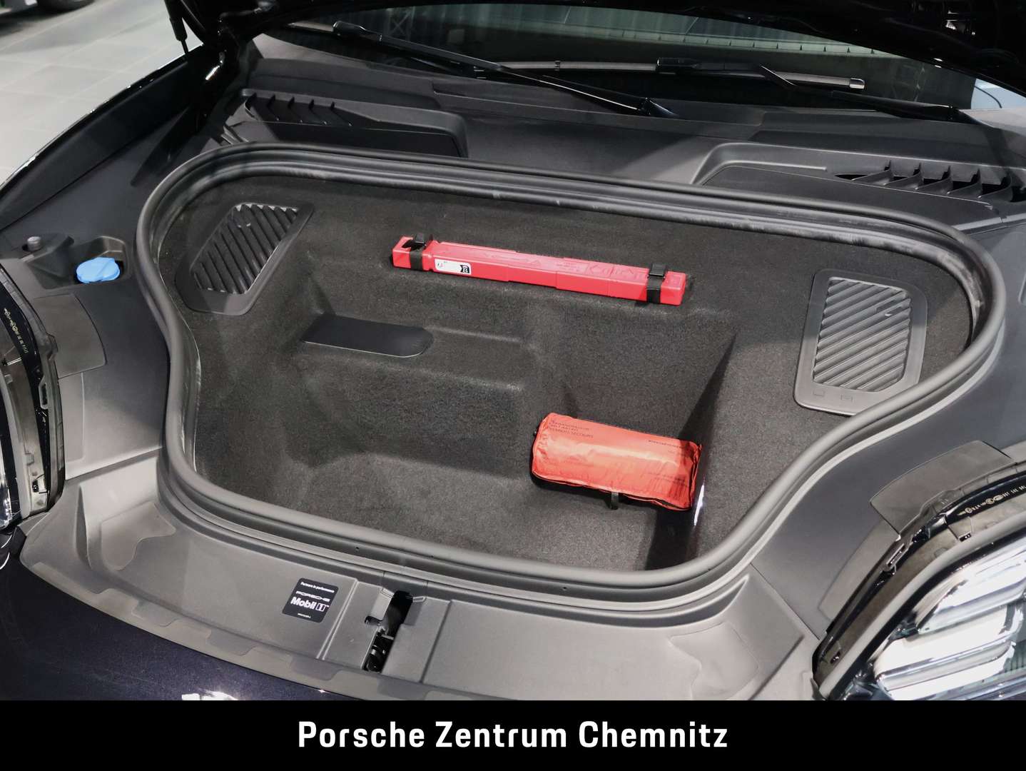 Porsche Macan 4 Electric - 2026 - Joinsteer - #23