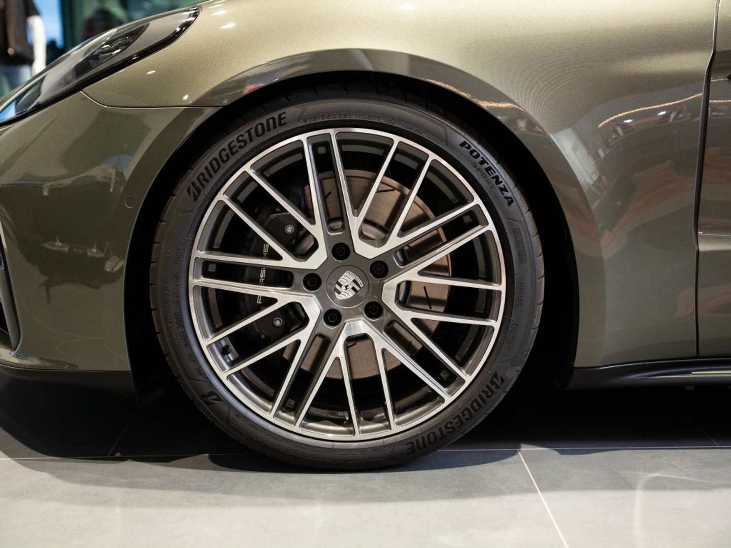 Porsche Panamera 4 E-Hybrid Executive - 2025 - Joinsteer - #24