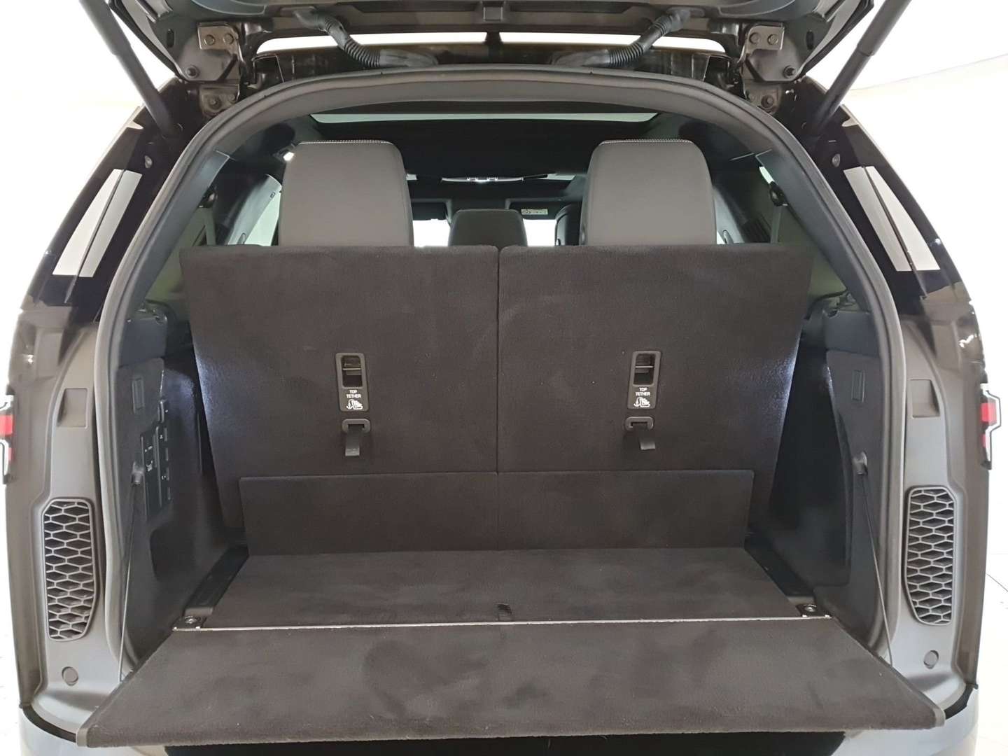 Land Rover Discovery R-Dynamic HSE 3.0D I6 - 2023 - Joinsteer - #15