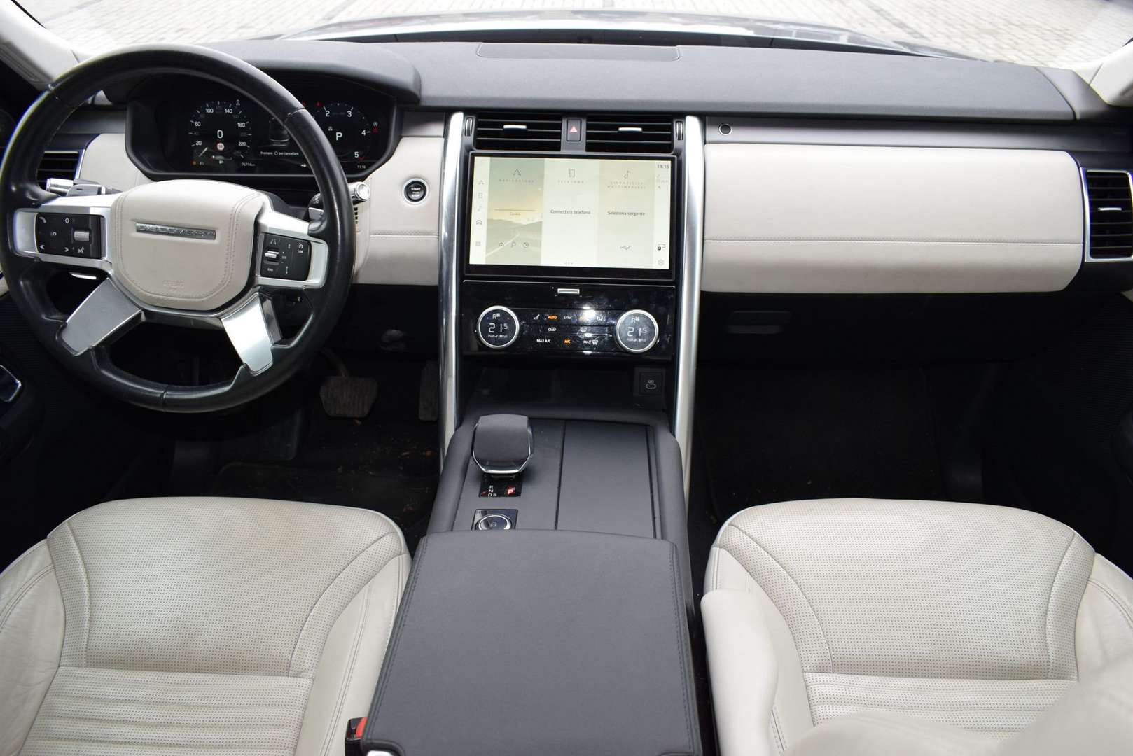 Land Rover Discovery HSE 3.0D I6 - 2021 - Joinsteer - #9