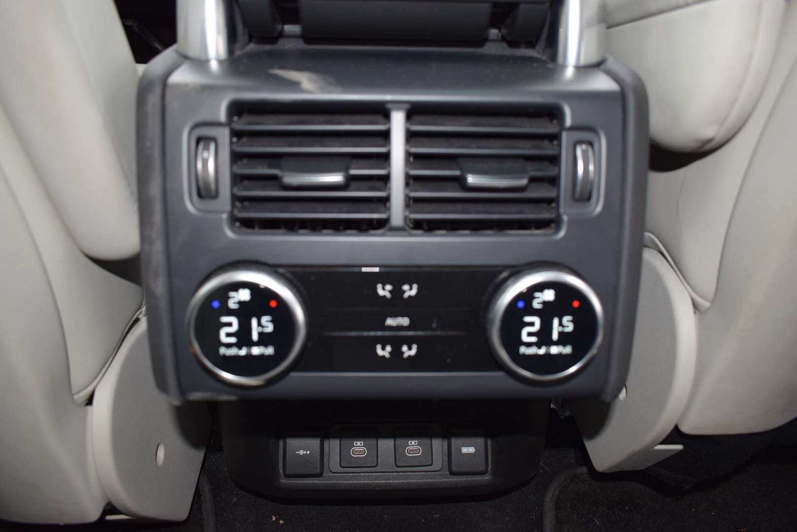 Land Rover Discovery HSE 3.0D I6 - 2021 - Joinsteer - #18