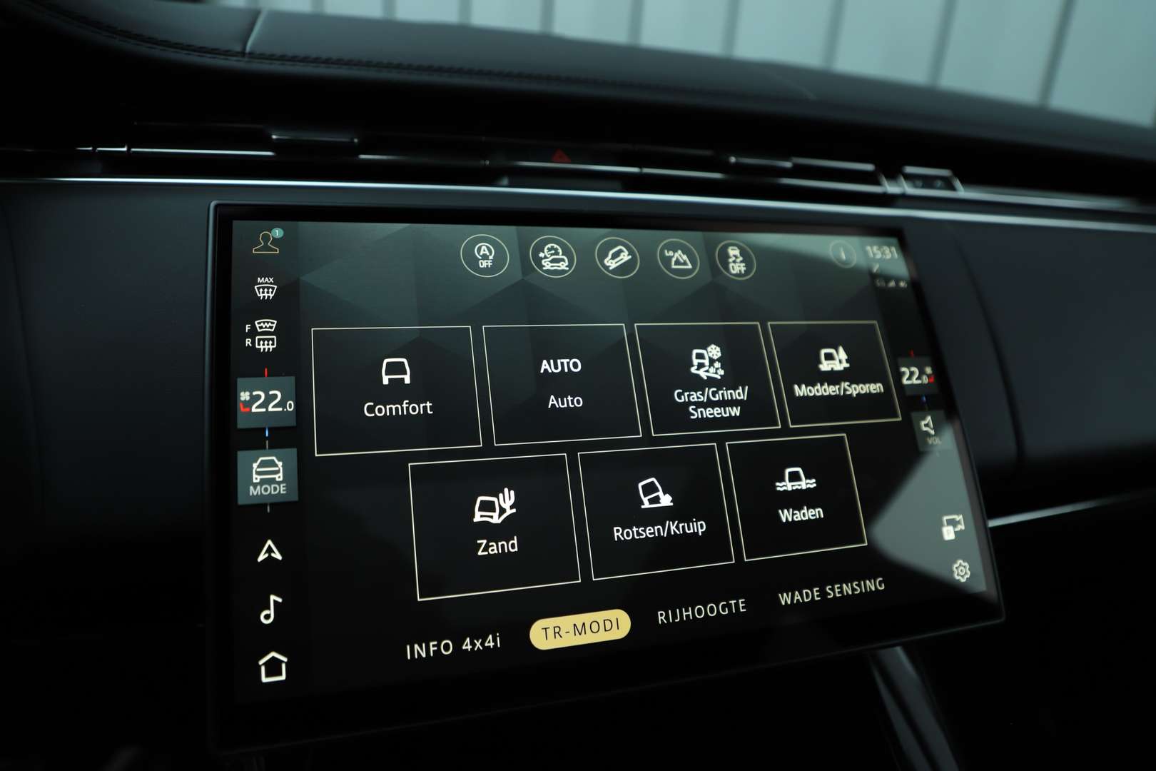 Land Rover Range Rover Sport Autobiography 3.0 P550e - 2024 - Joinsteer - #15