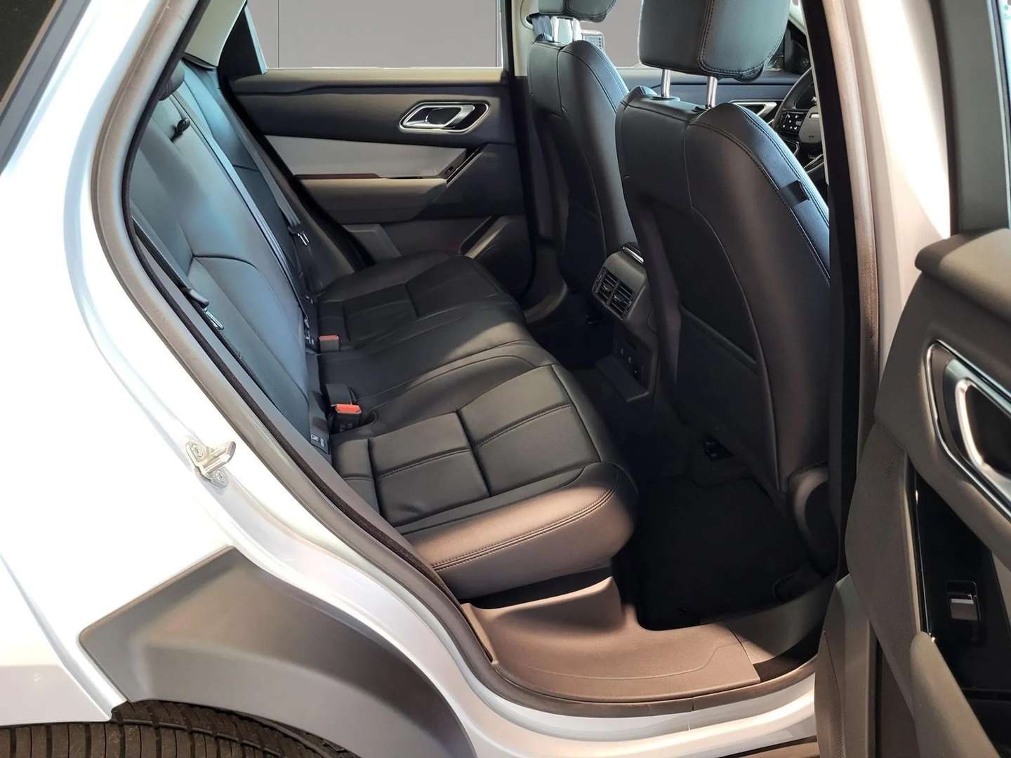 Land Rover Range Rover Velar S 2.0 I4 PHEV - 2025 - Joinsteer - #4