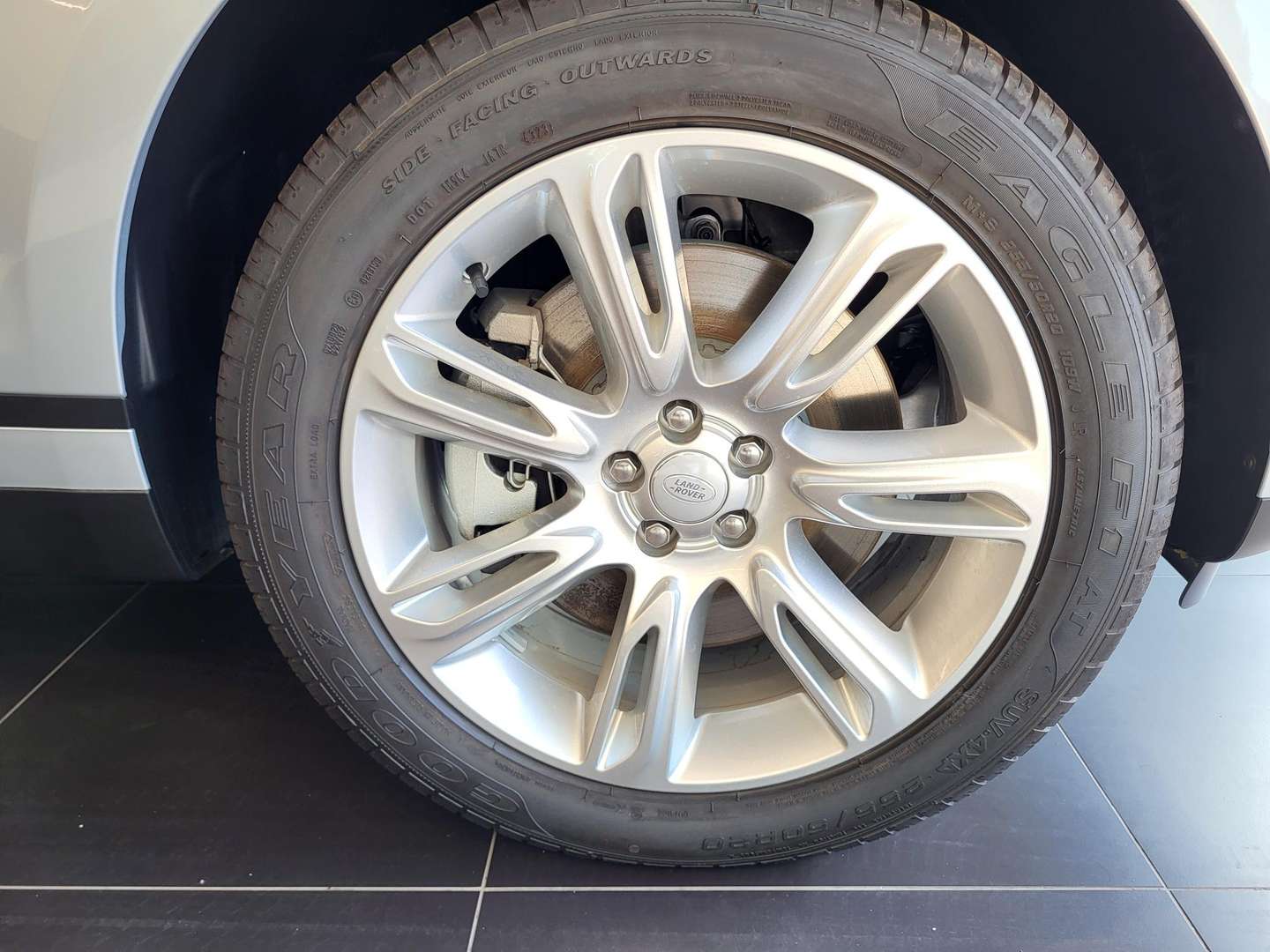 Land Rover Range Rover Velar S 2.0 I4 PHEV - 2025 - Joinsteer - #9