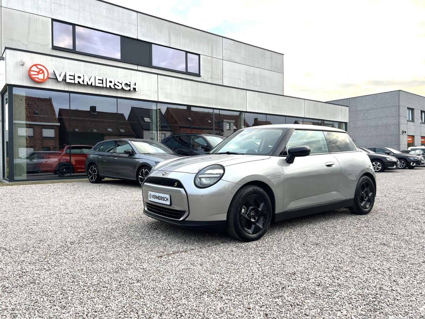 Mini Cooper SE Classic - 2024 - Joinsteer - #2